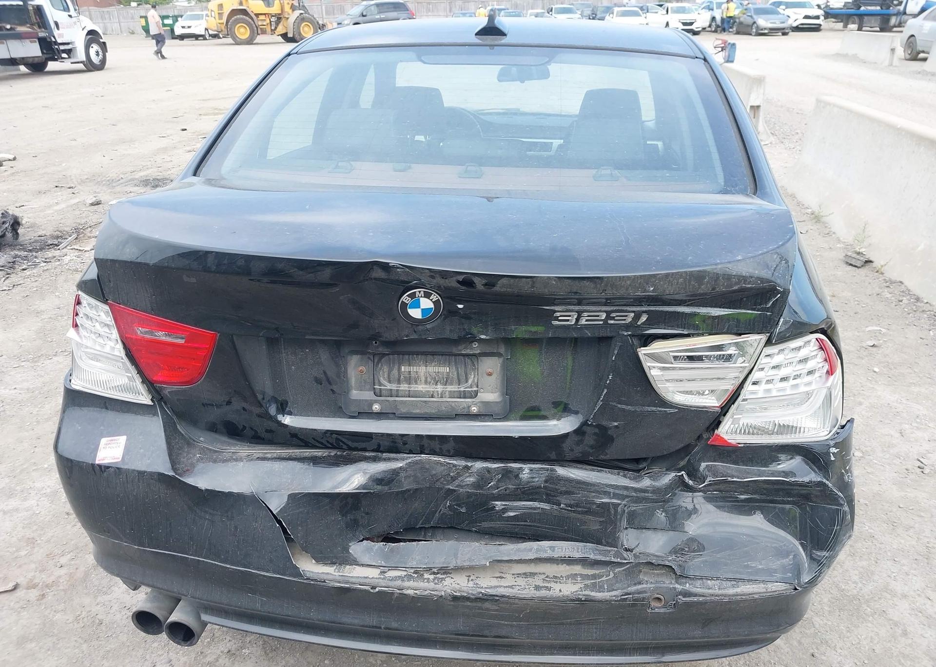 2011 BMW 3 SERIES