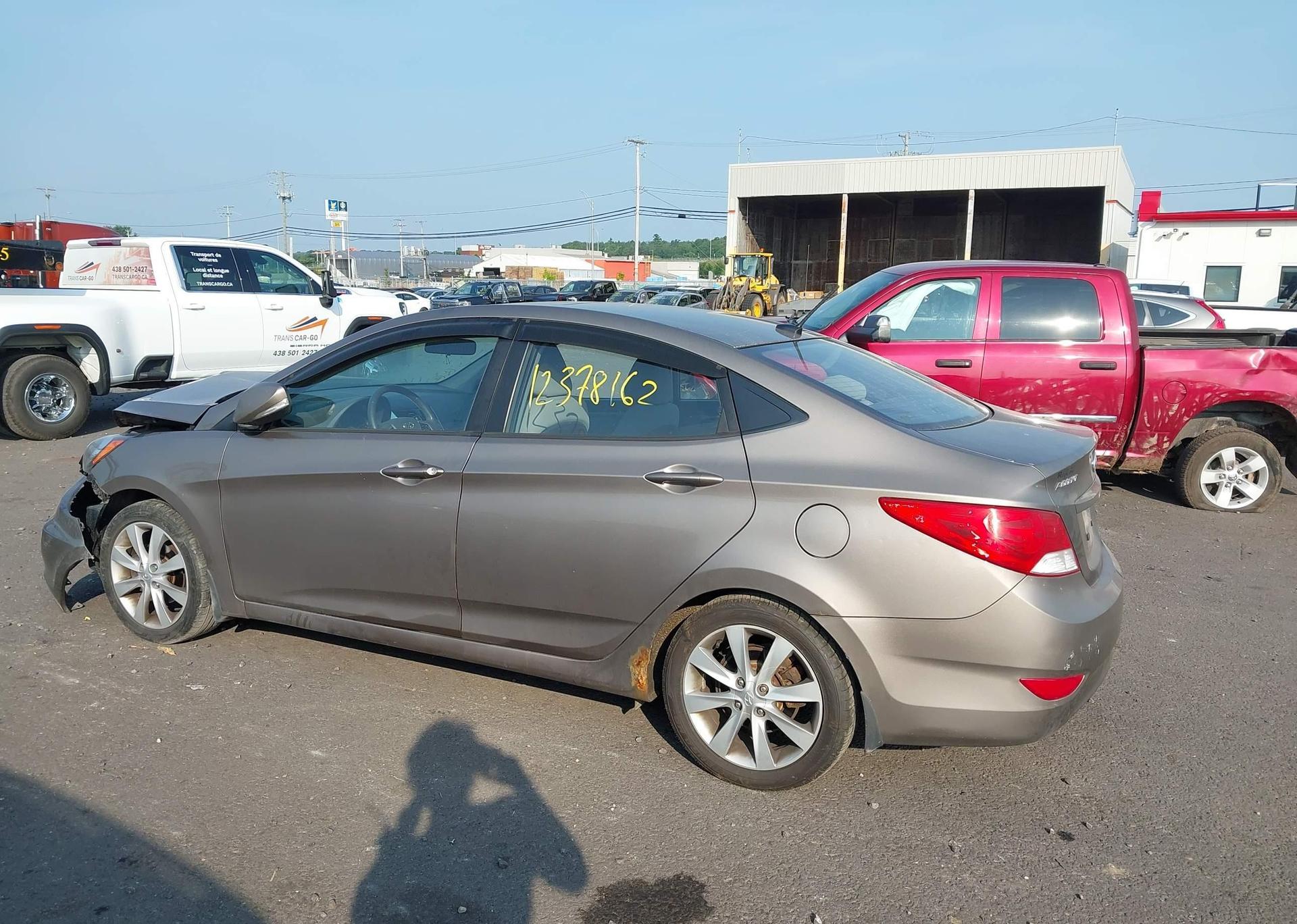 2013 HYUNDAI ACCENT GLS