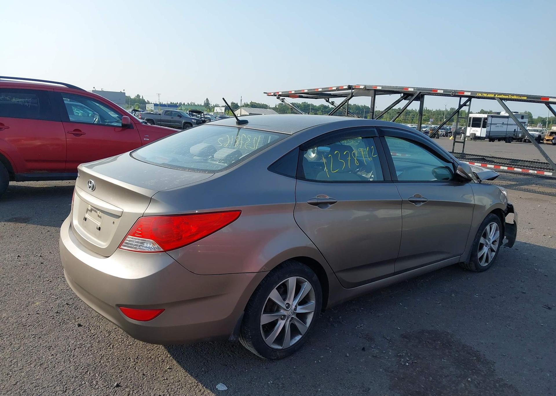 2013 HYUNDAI ACCENT GLS