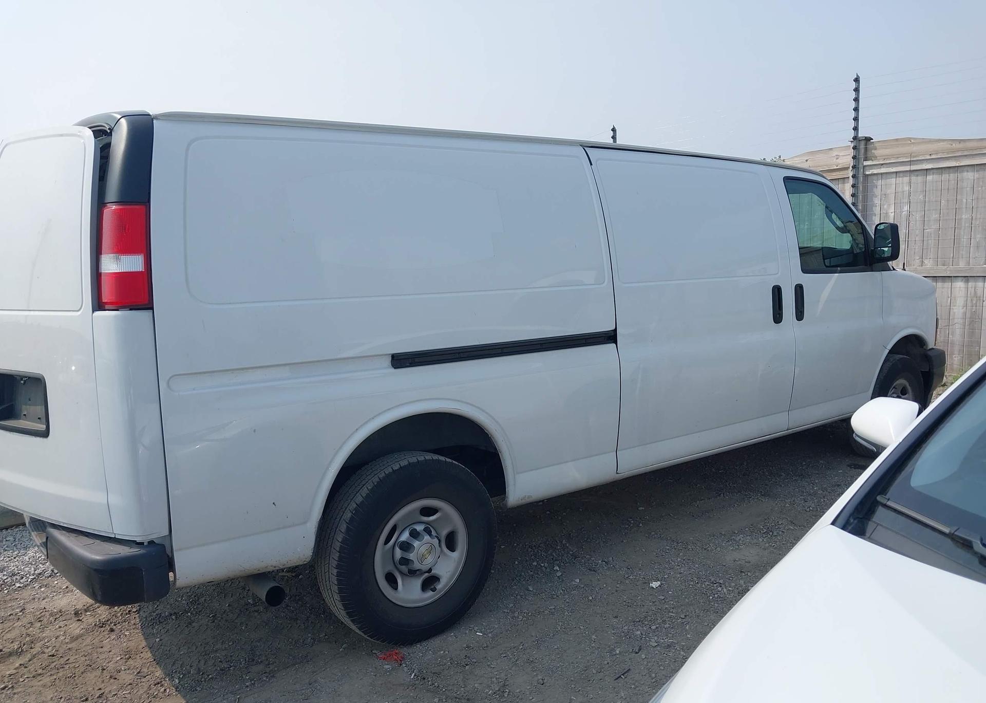 2024 CHEVROLET EXPRESS G2500