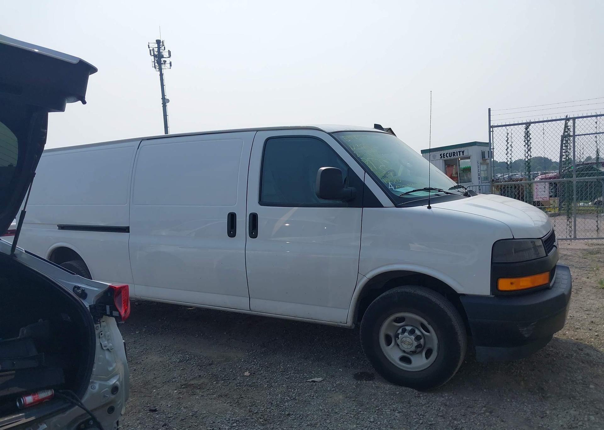 2024 CHEVROLET EXPRESS G2500