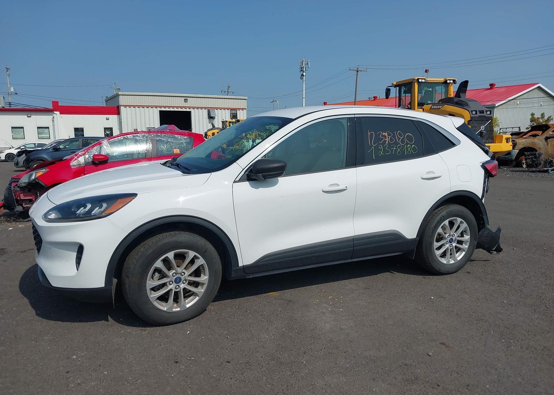 2022 FORD ESCAPE SE