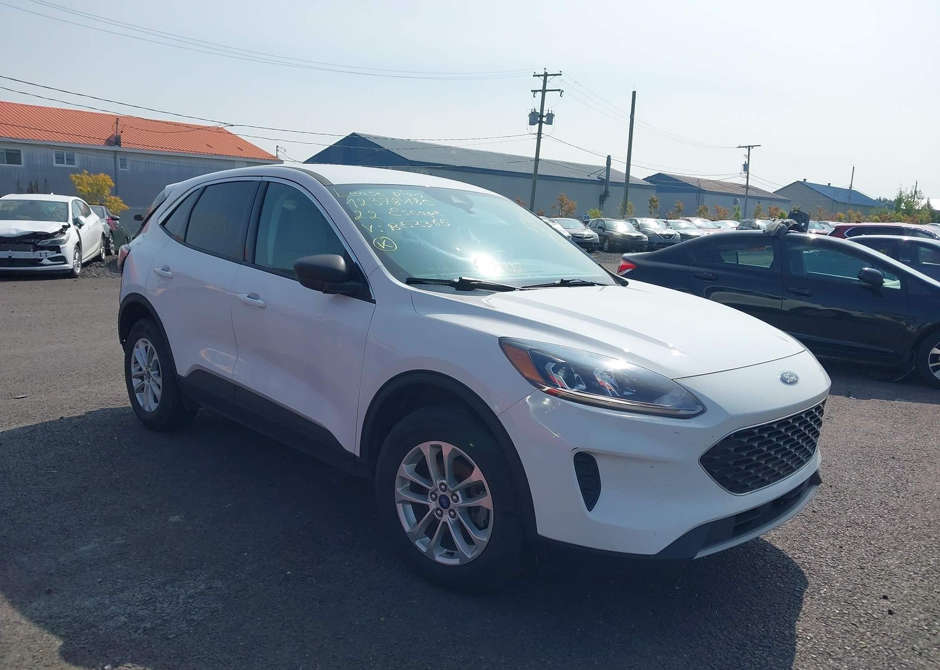 2022 FORD ESCAPE SE
