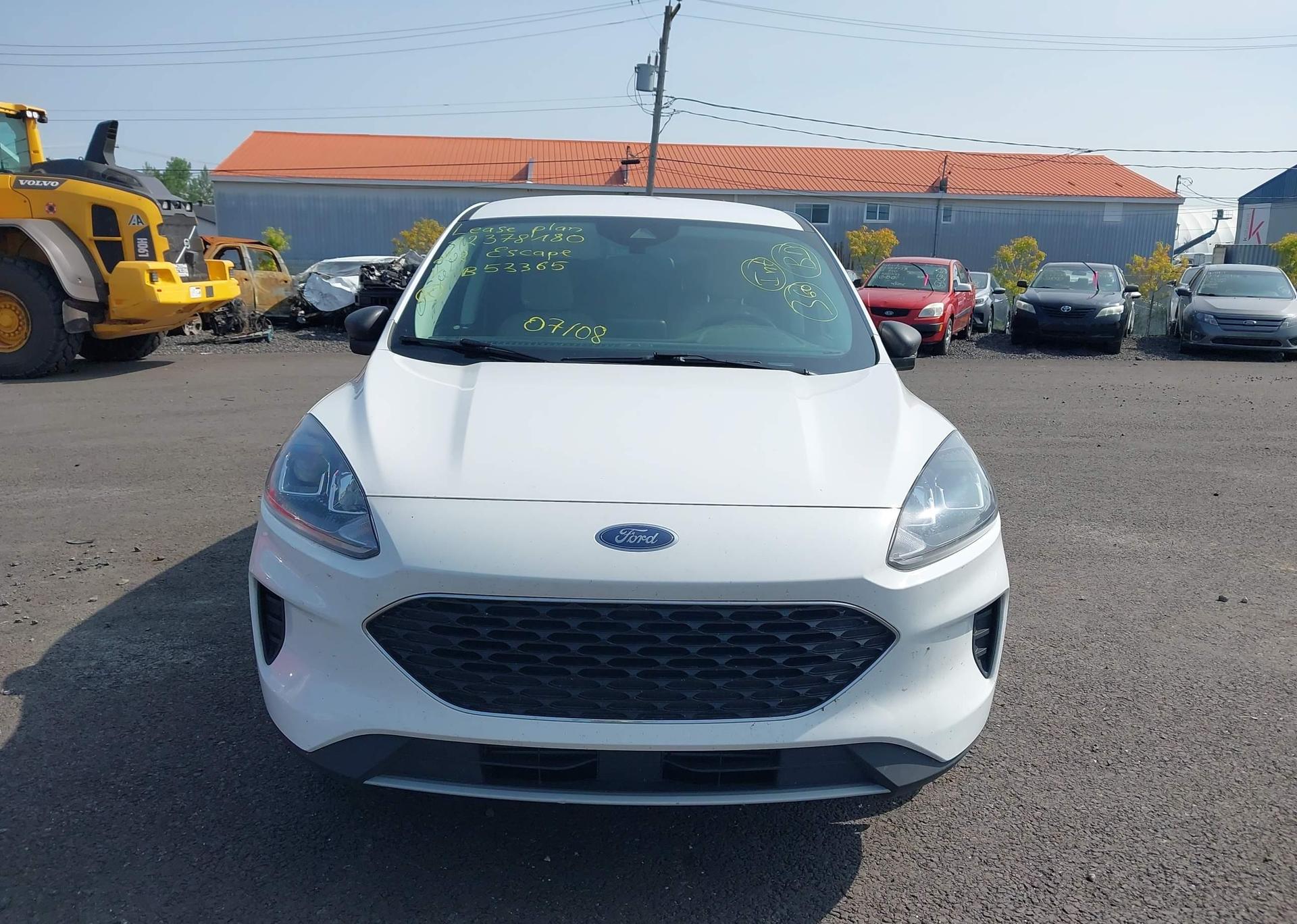 2022 FORD ESCAPE SE