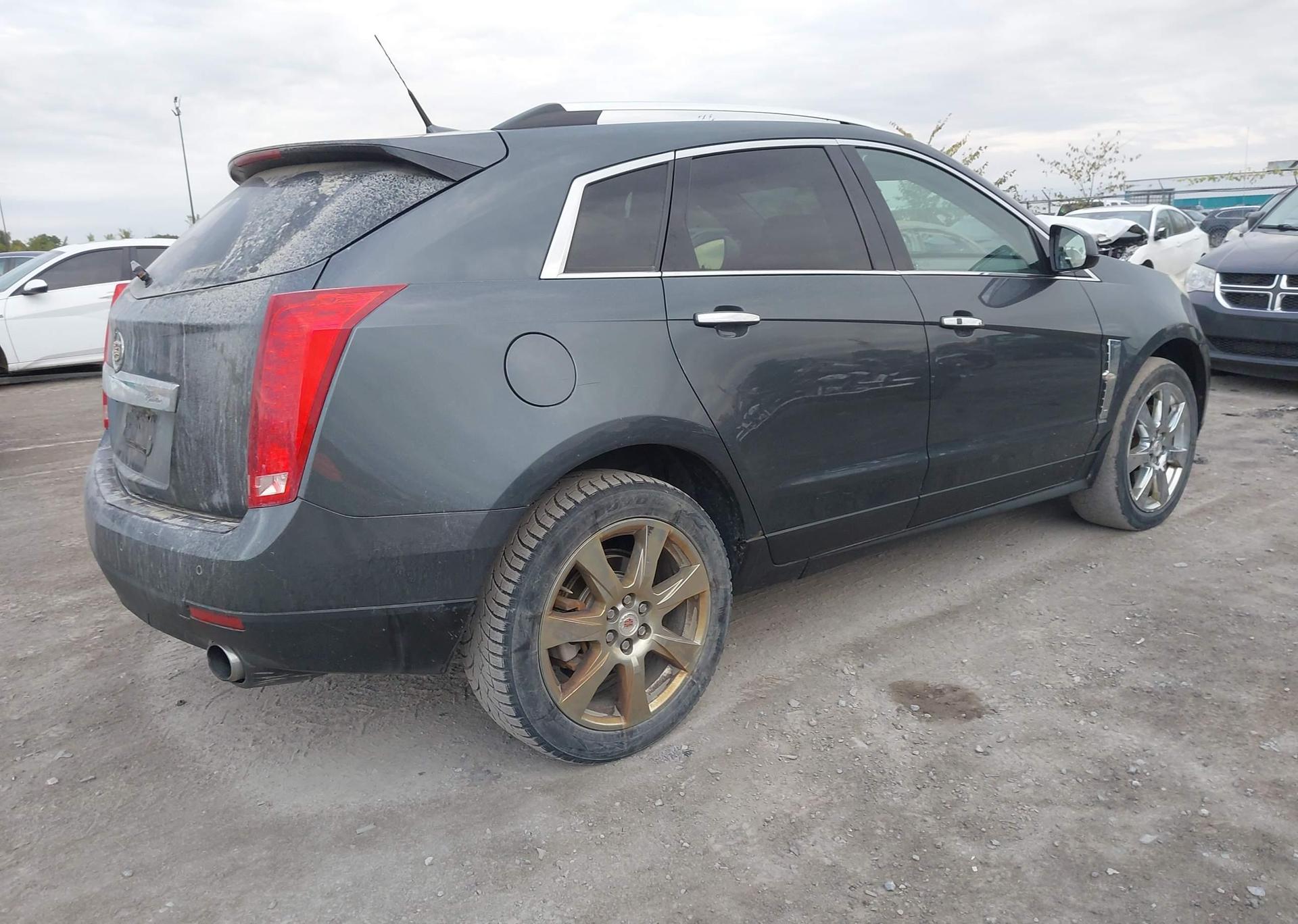 2011 CADILLAC SRX PERFORMANCE COLLECTION