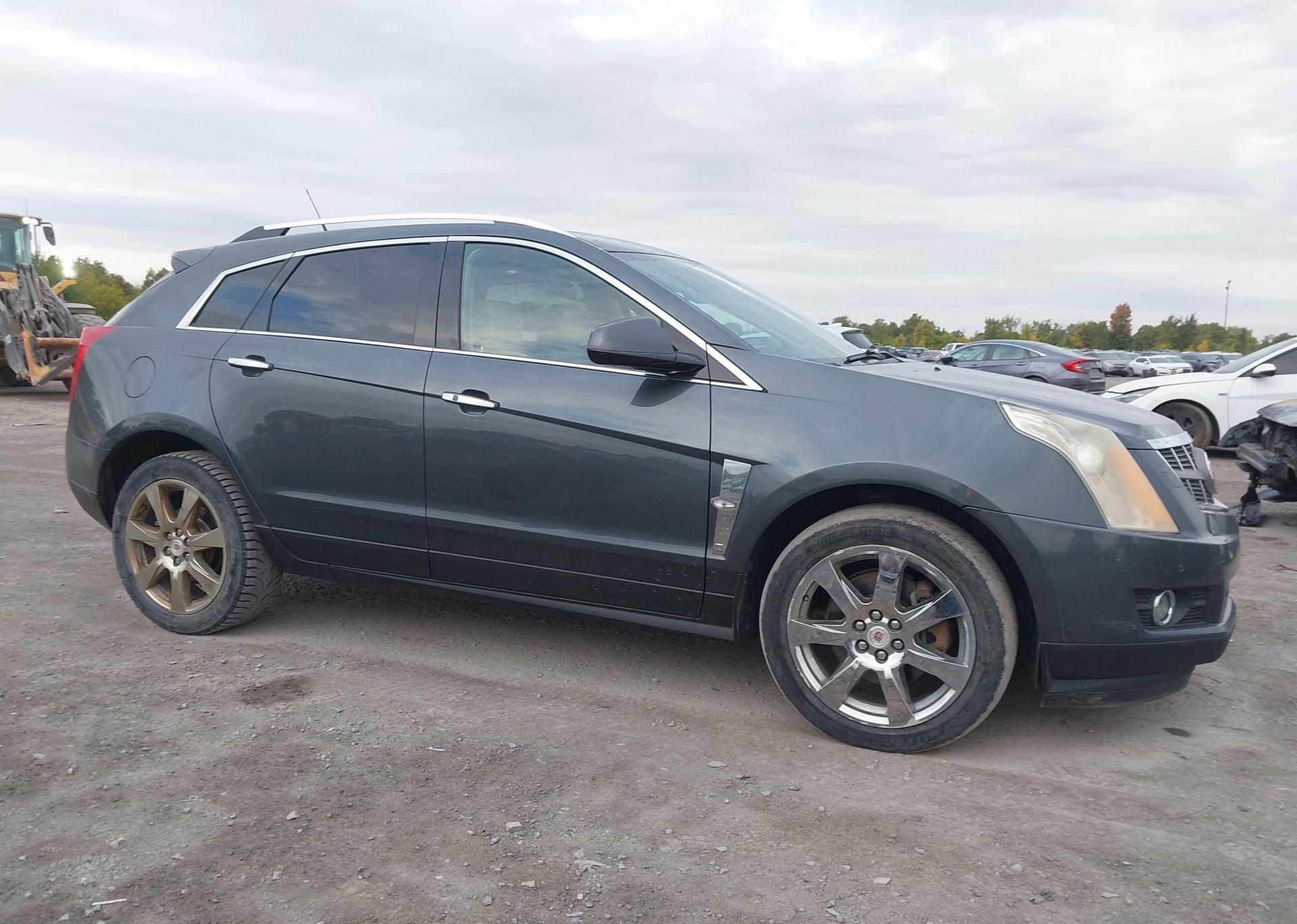2011 CADILLAC SRX PERFORMANCE COLLECTION