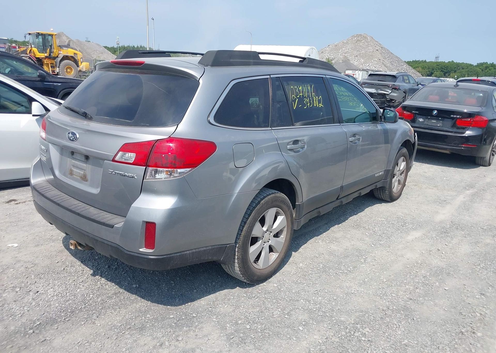 2011 SUBARU OUTBACK 2.5I PREMIUM