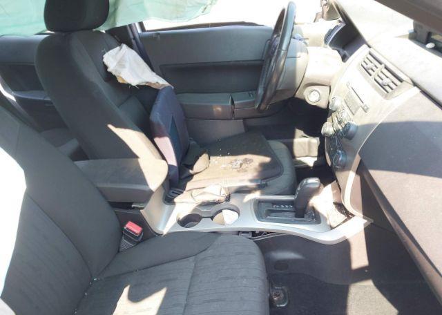 2009 FORD FOCUS SE