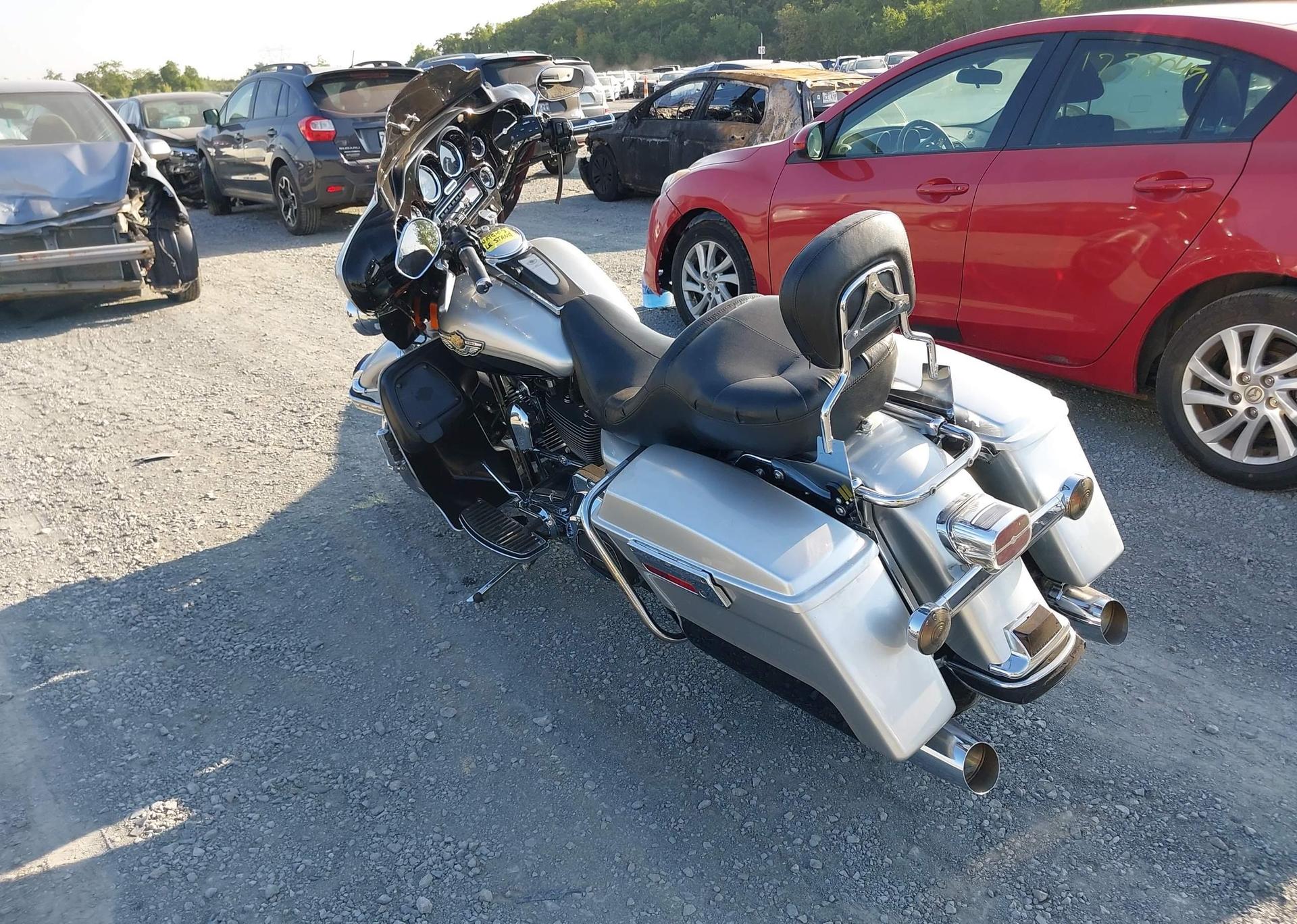 2003 HARLEY-DAVIDSON FLTRI ANNIVERSARY