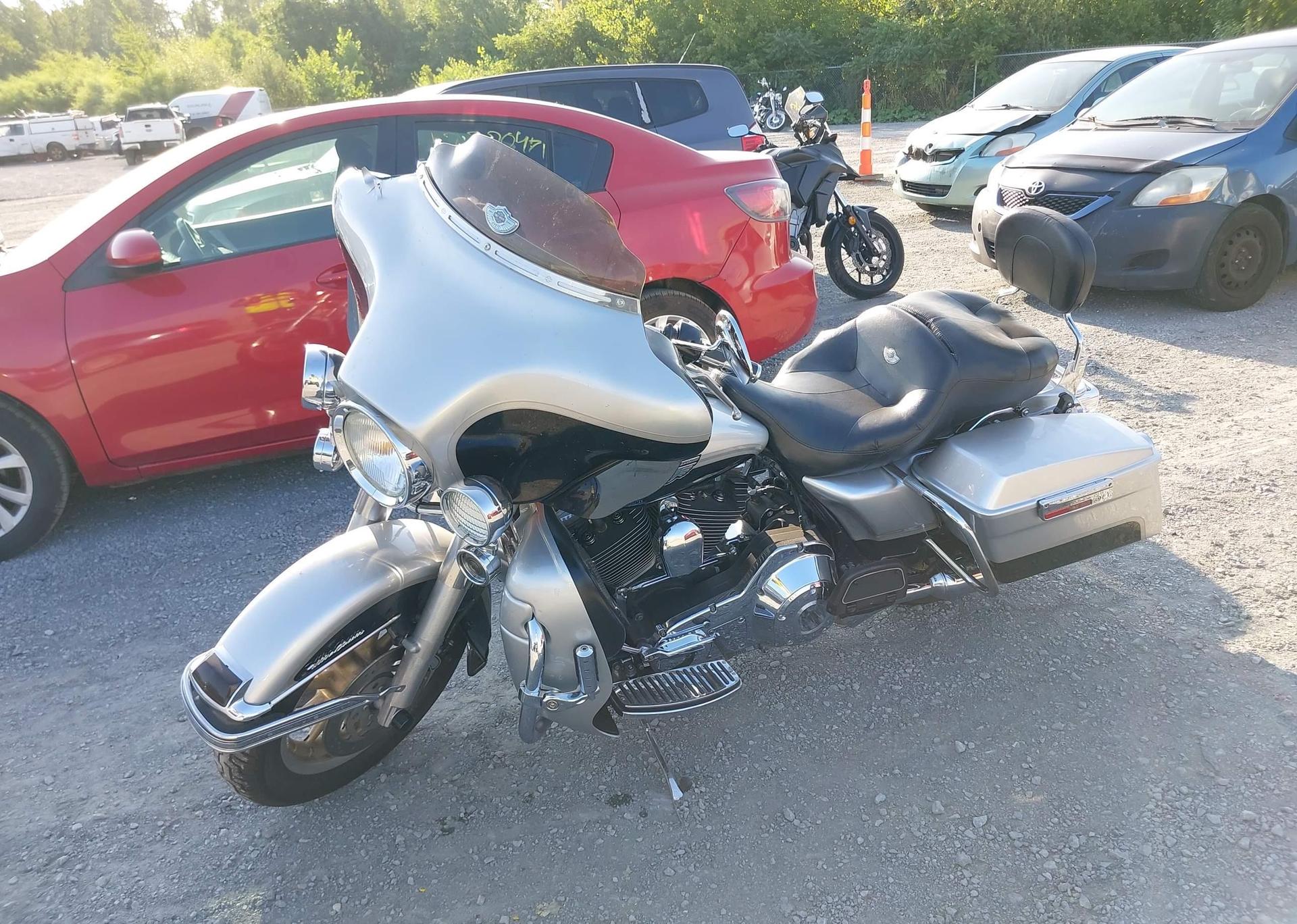 2003 HARLEY-DAVIDSON FLTRI ANNIVERSARY