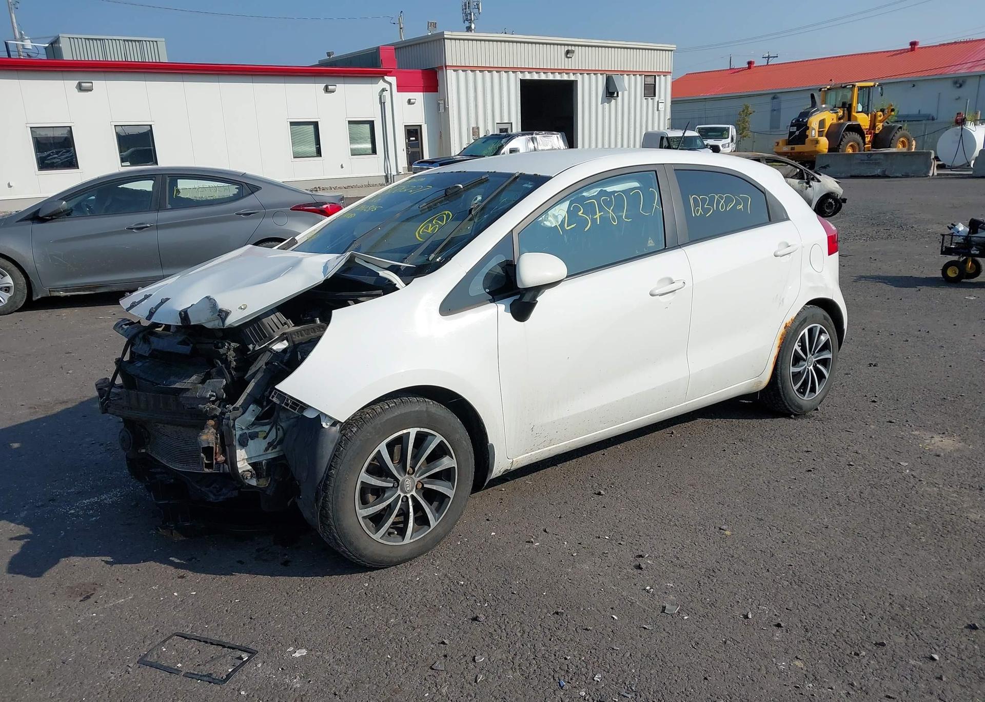 2015 KIA RIO LX