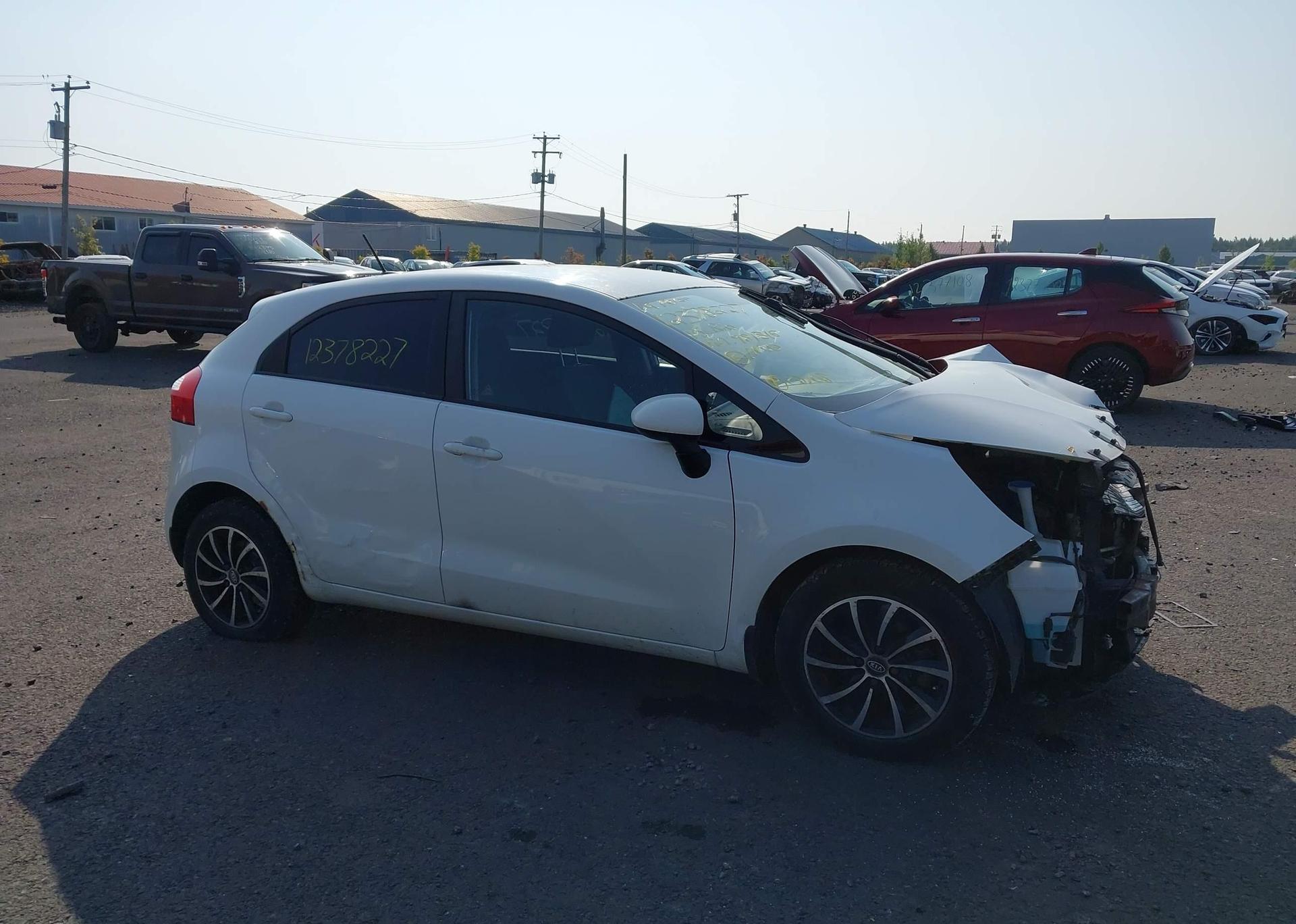 2015 KIA RIO LX