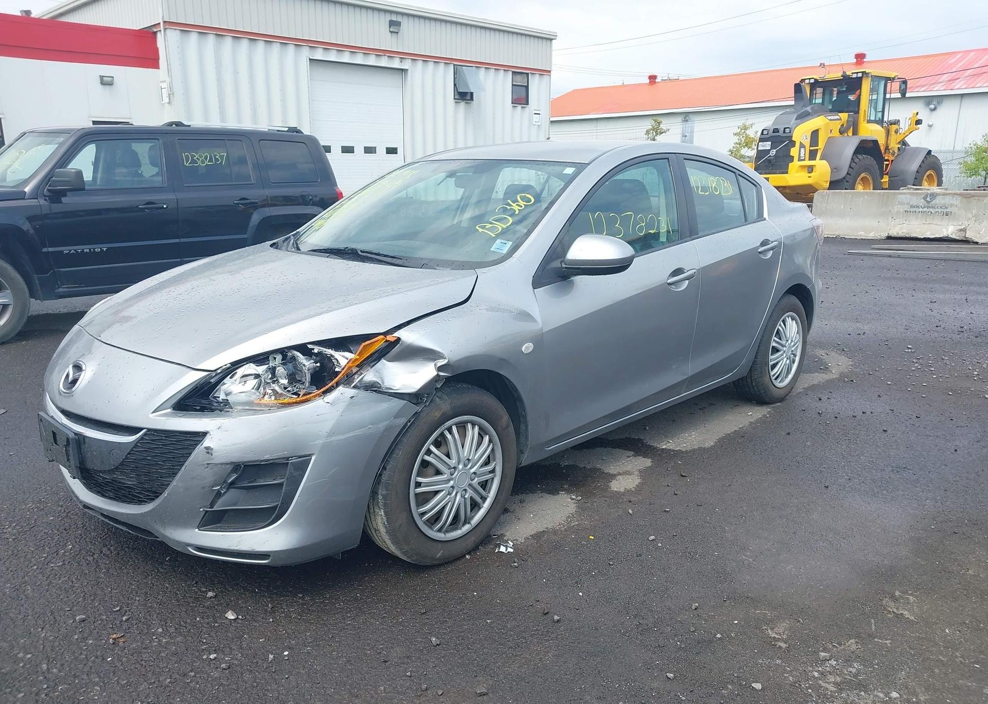 2010 MAZDA 3 I