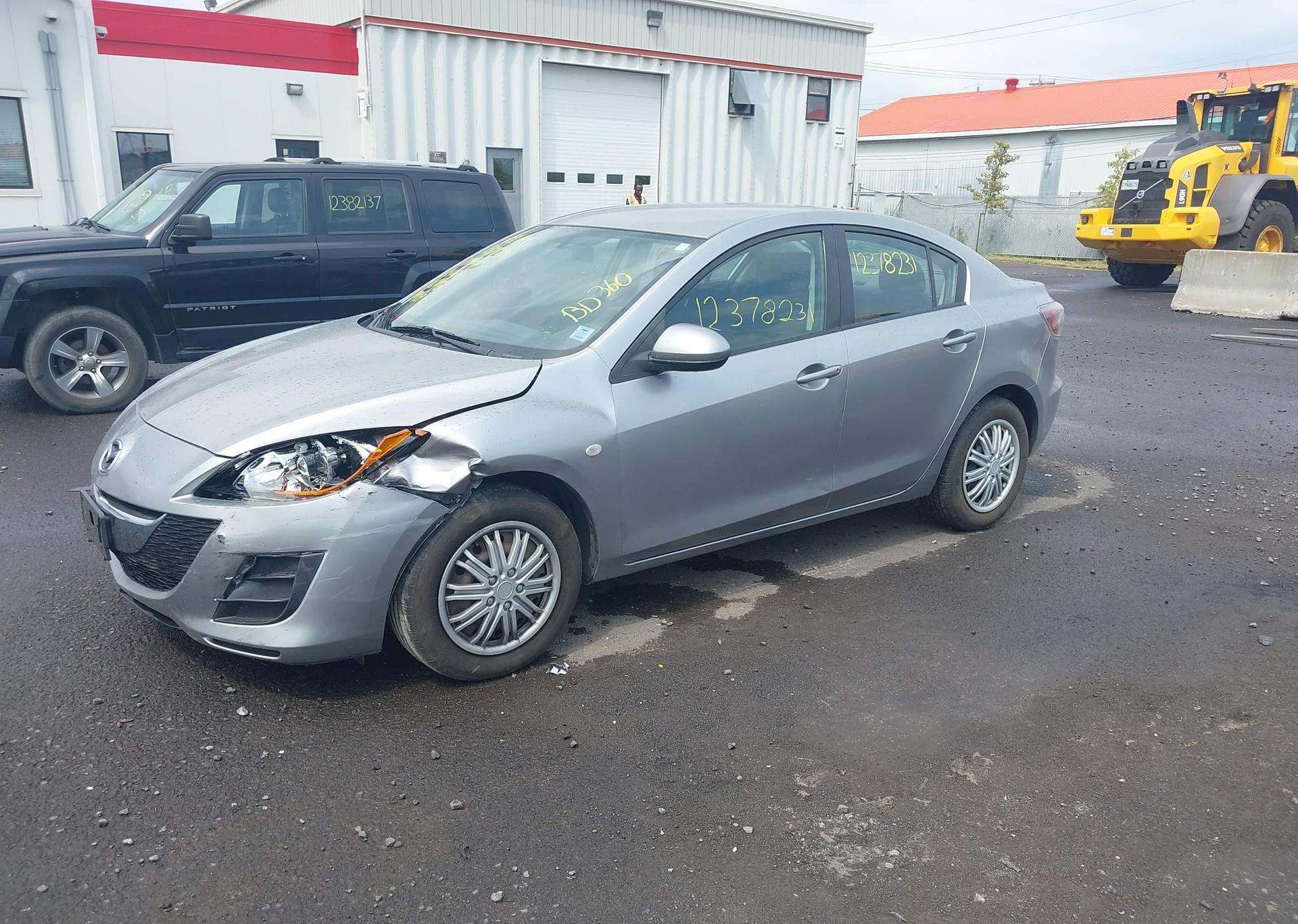 2010 MAZDA 3 I