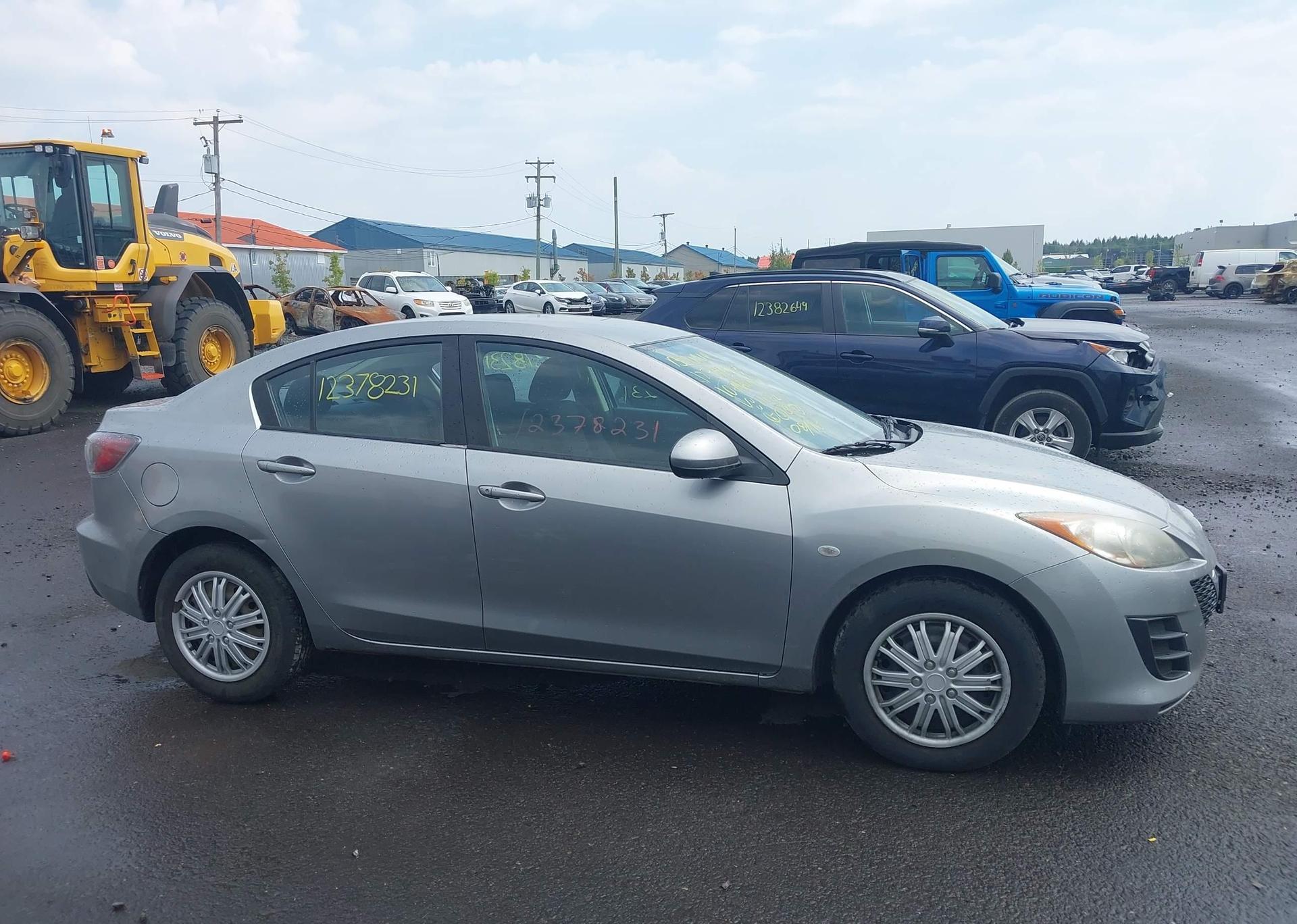 2010 MAZDA 3 I