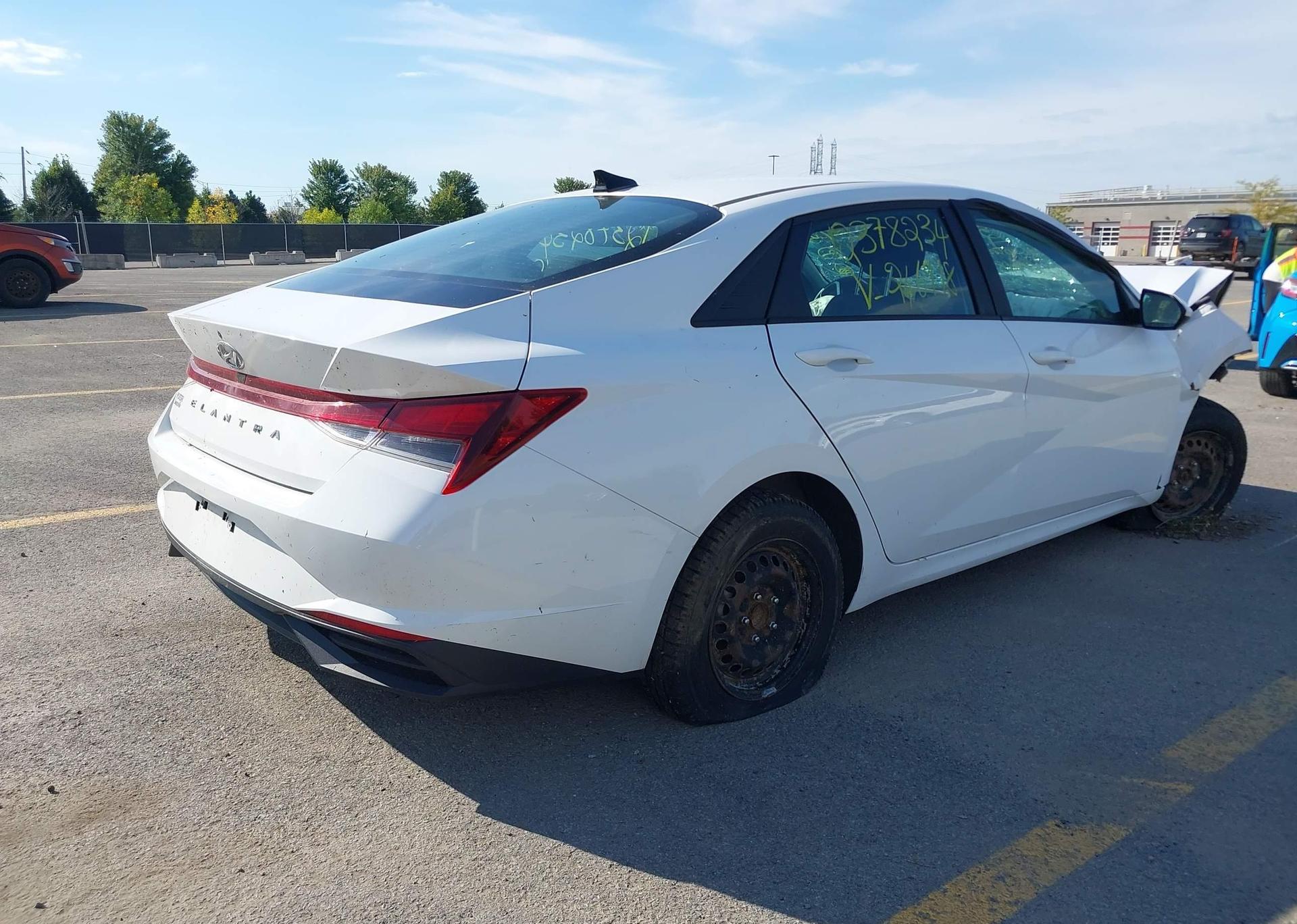 2022 HYUNDAI ELANTRA SEL