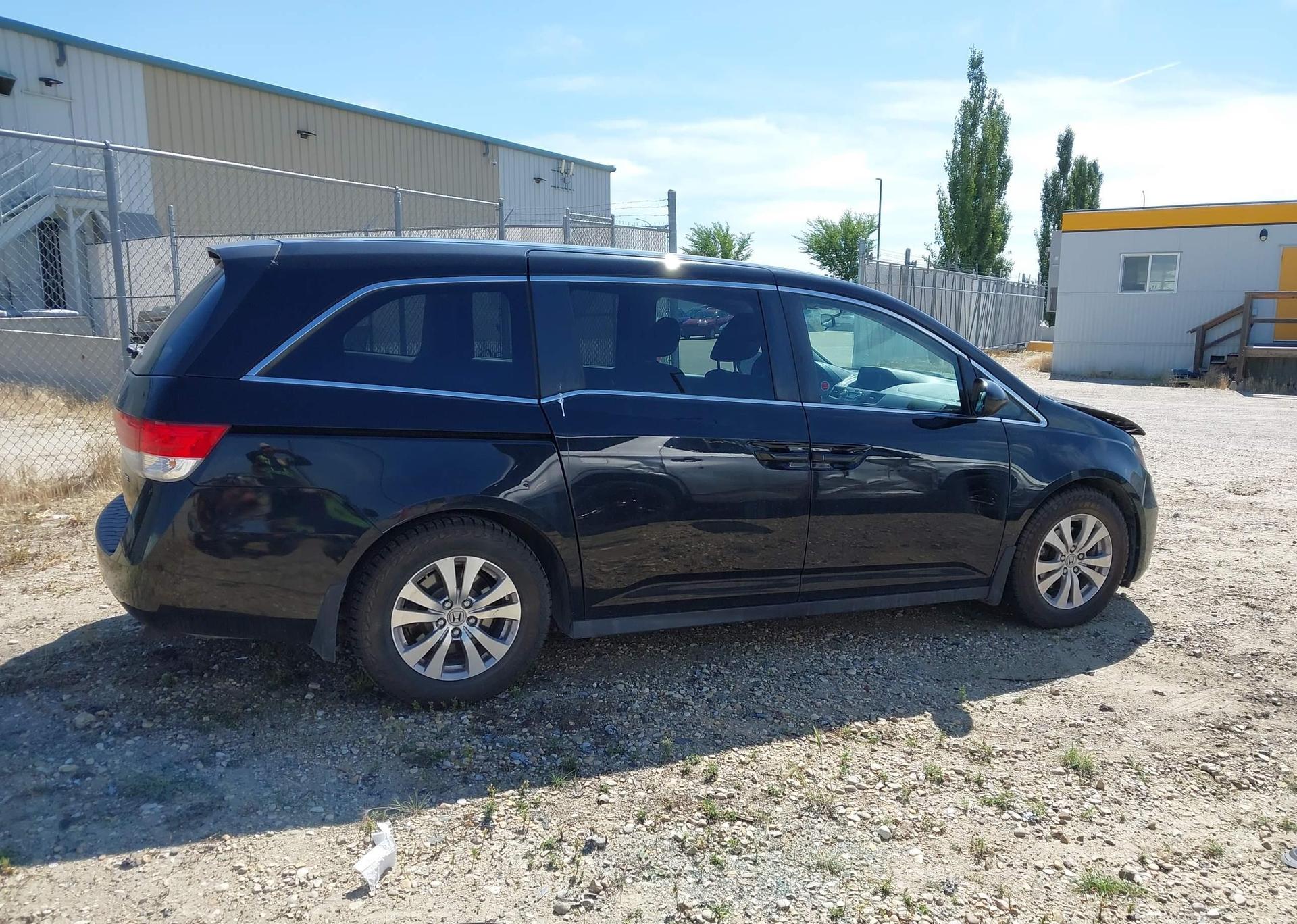 2017 HONDA Odyssey se