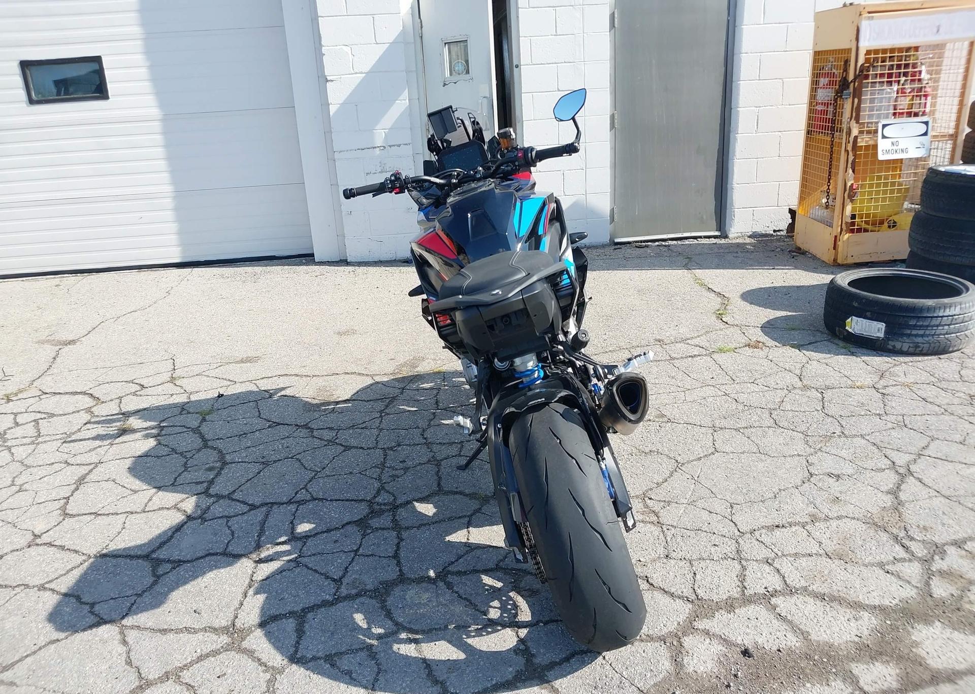 2025 BMW M 1000 XR