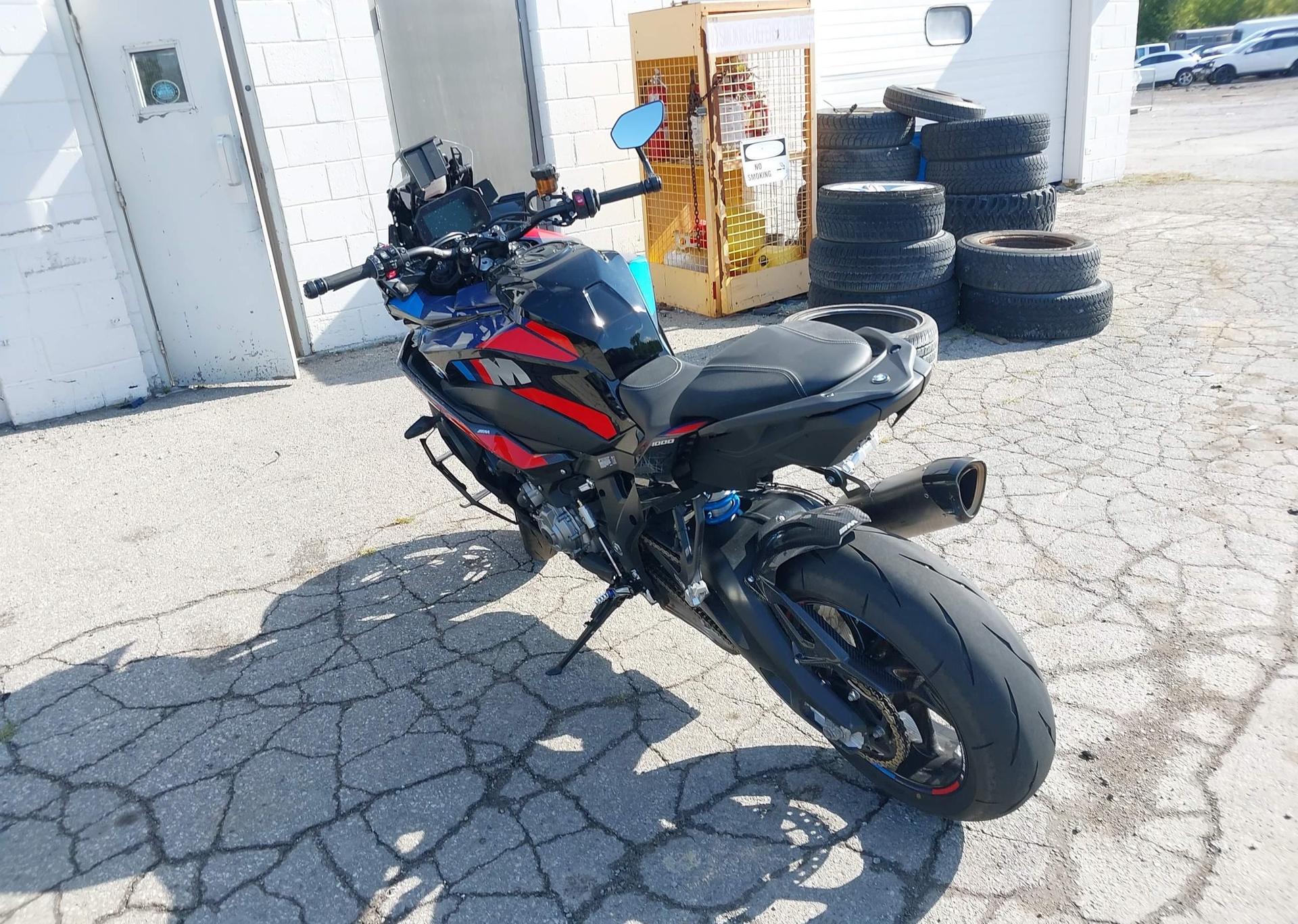2025 BMW M 1000 XR