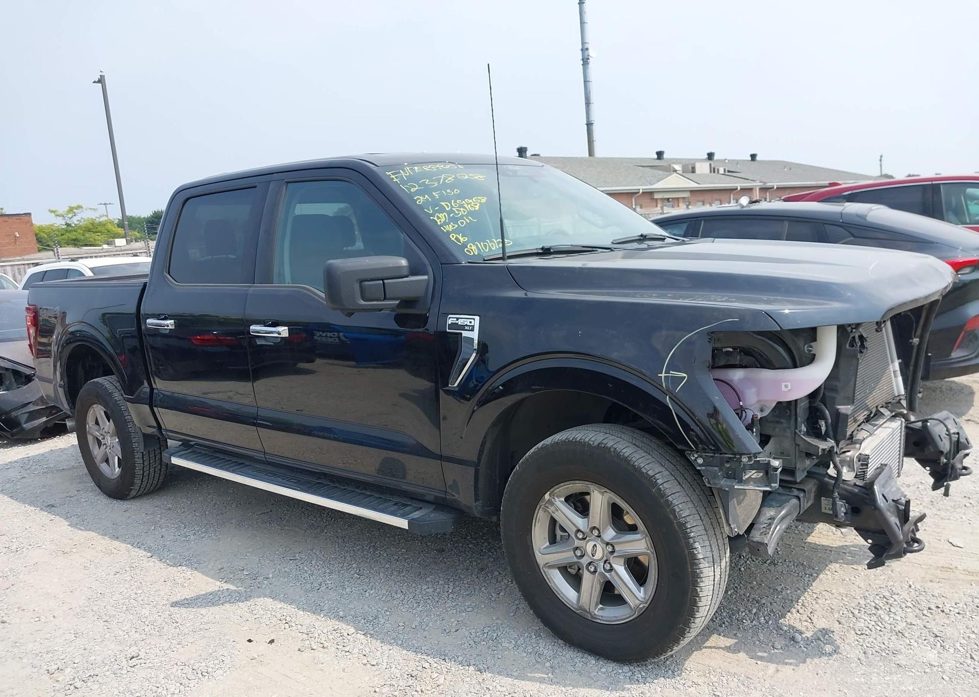 2024 FORD F150 XLT