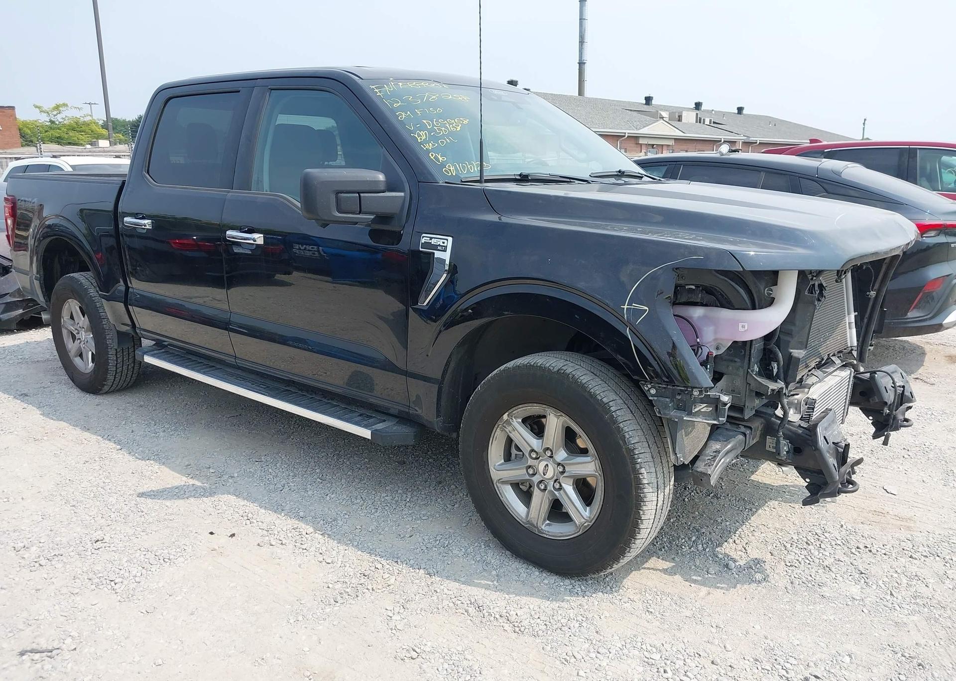 2024 FORD F150 XLT