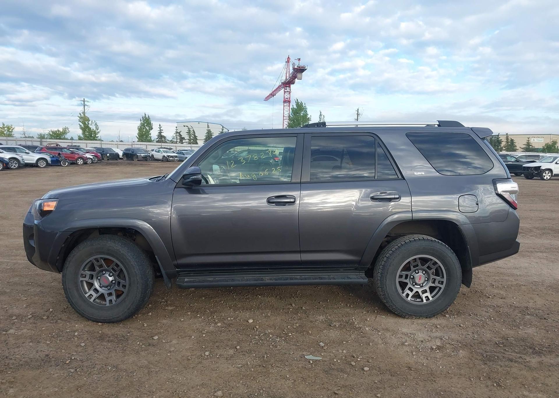 2019 TOYOTA 4RUNNER SR5