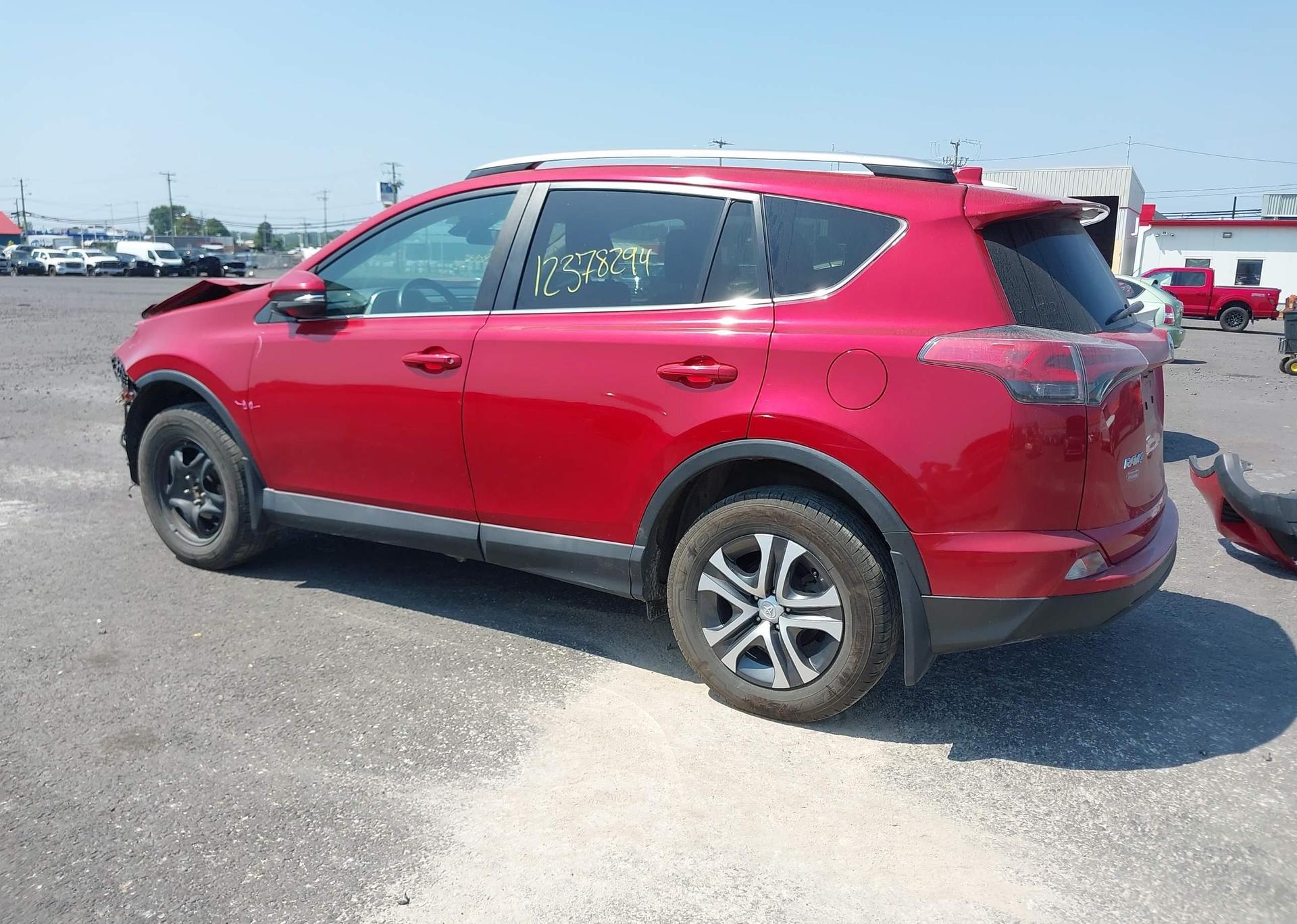 2017 TOYOTA RAV4 LE