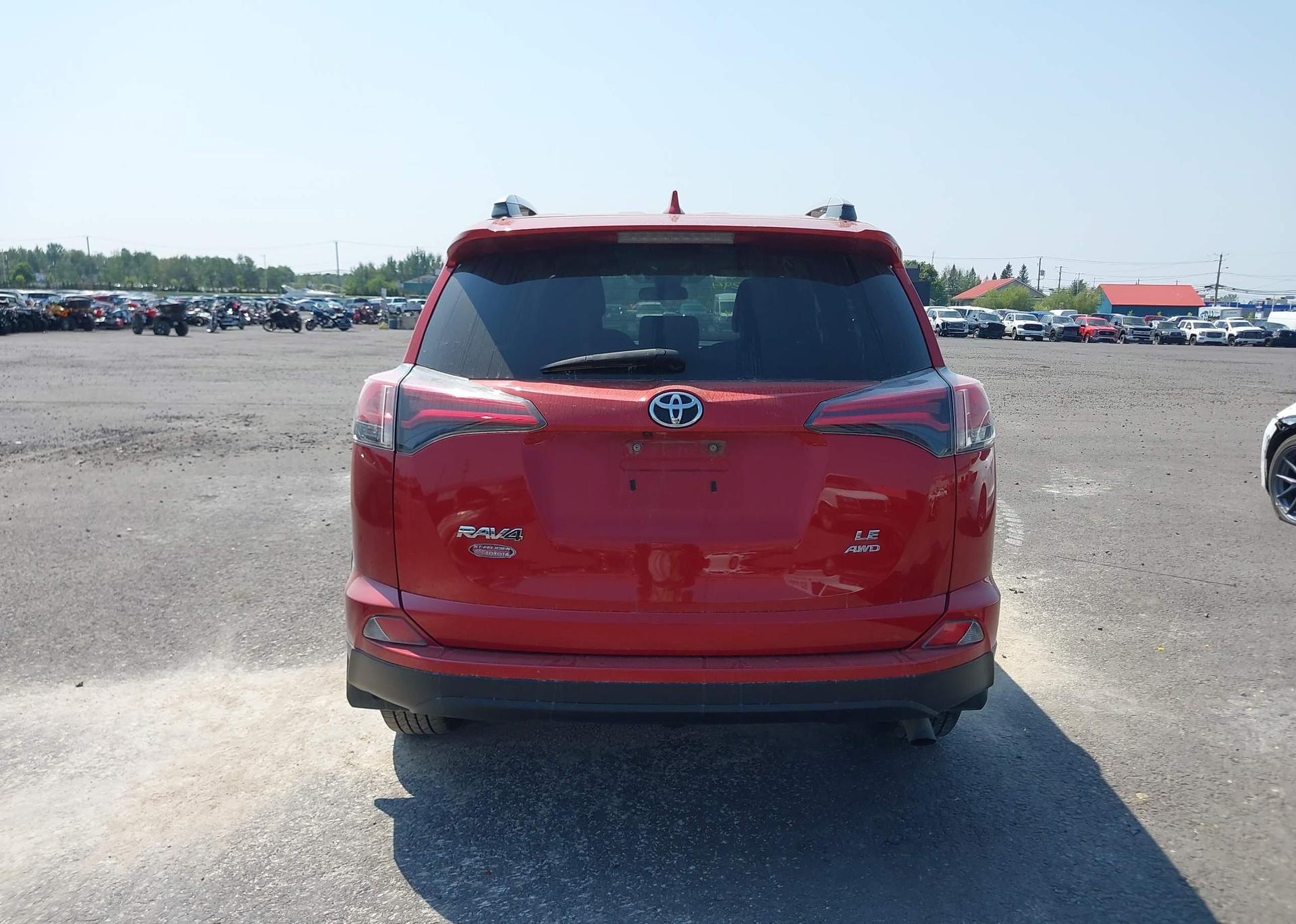 2017 TOYOTA RAV4 LE