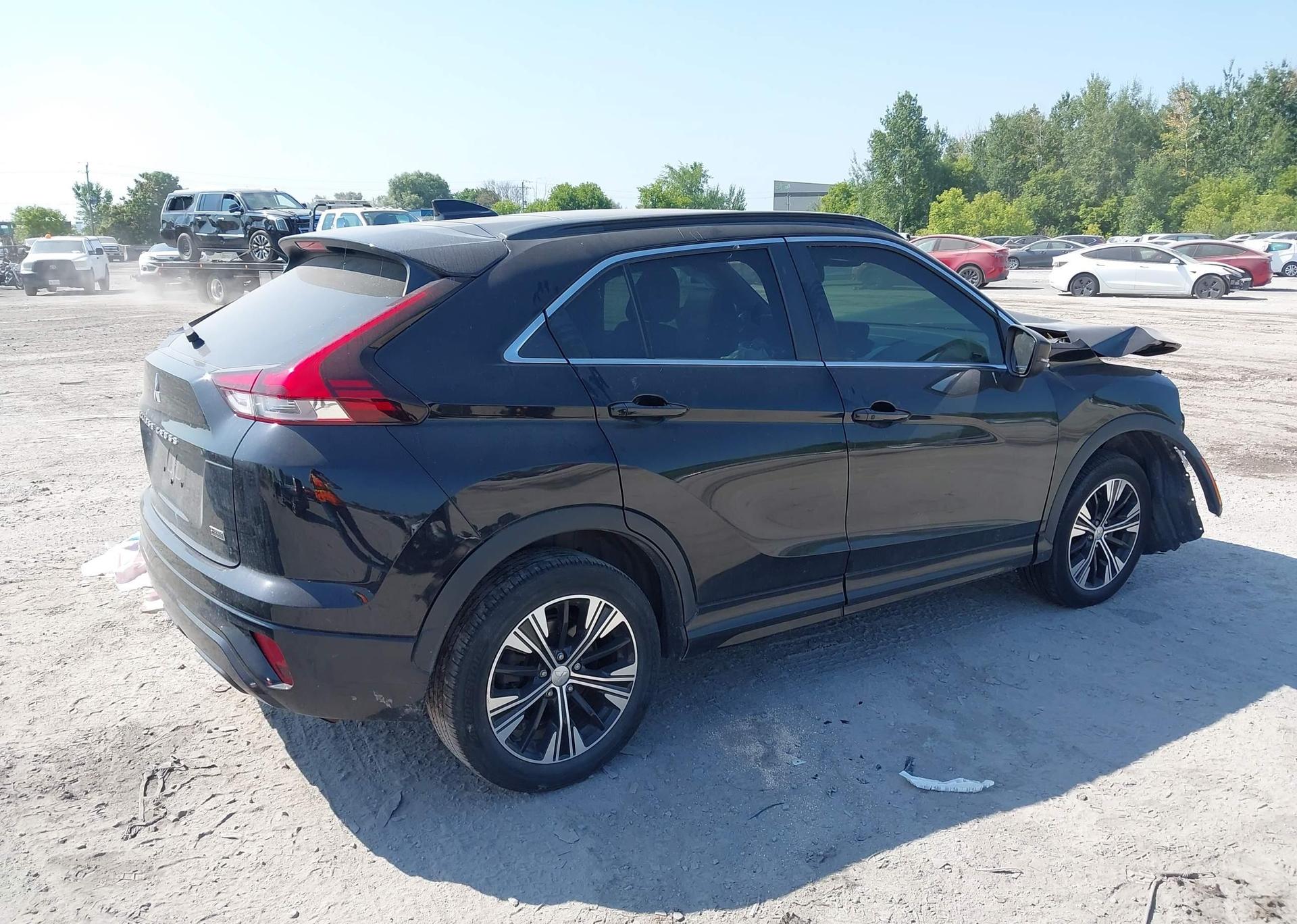 2022 MITSUBISHI ECLIPSE CROSS LE