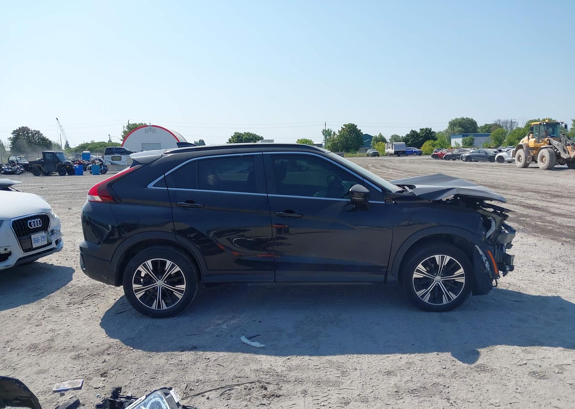 2022 MITSUBISHI ECLIPSE CROSS LE