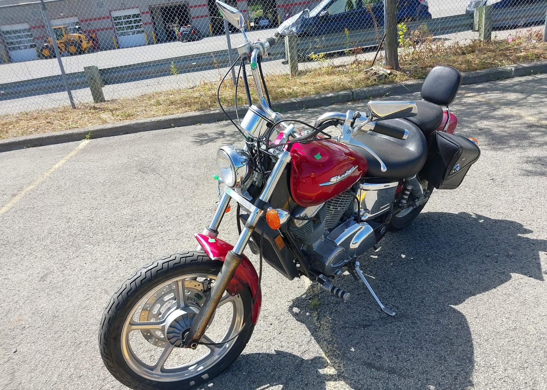 2005 HONDA VT1100 C3