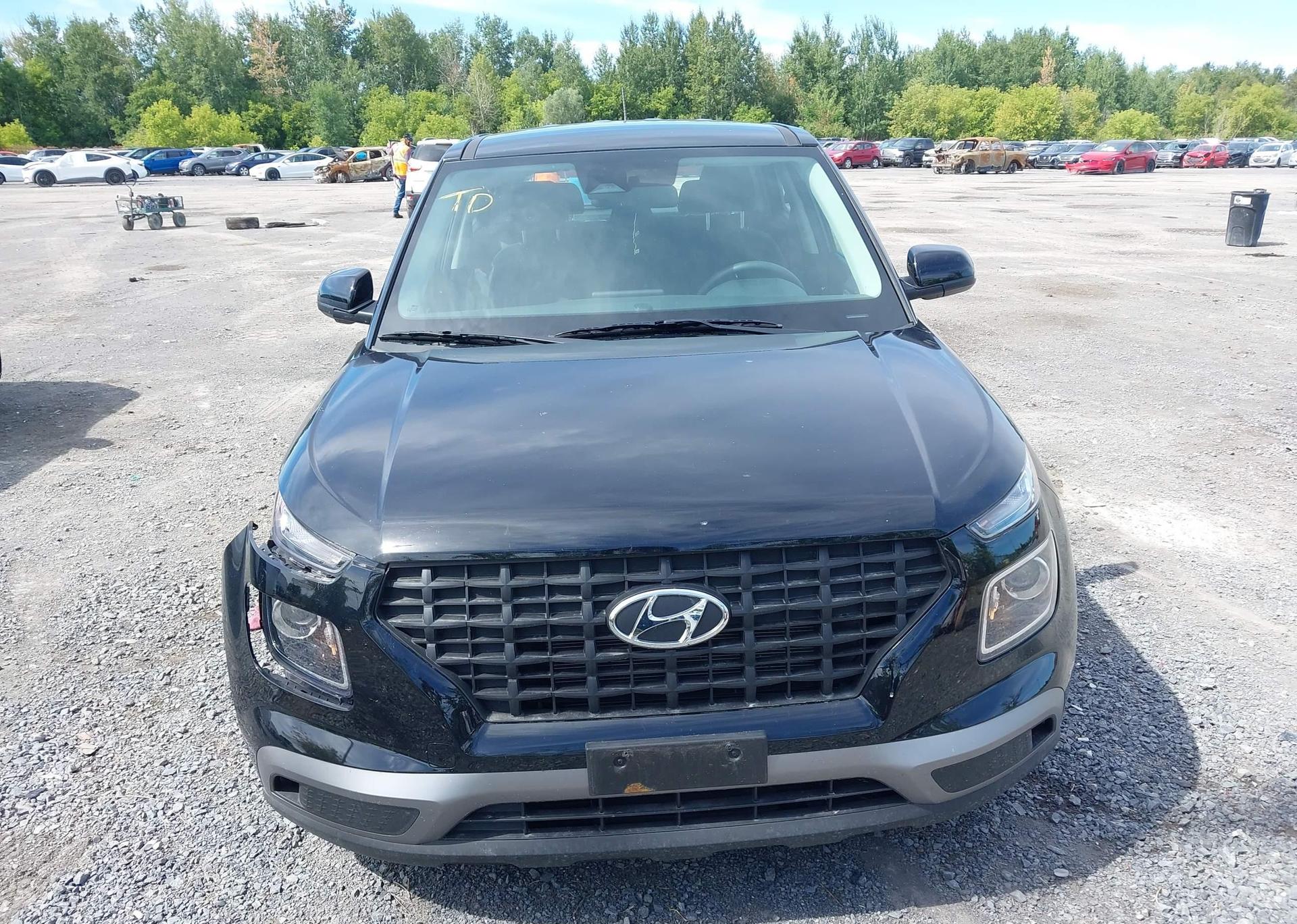 2024 HYUNDAI VENUE ESSENTIAL