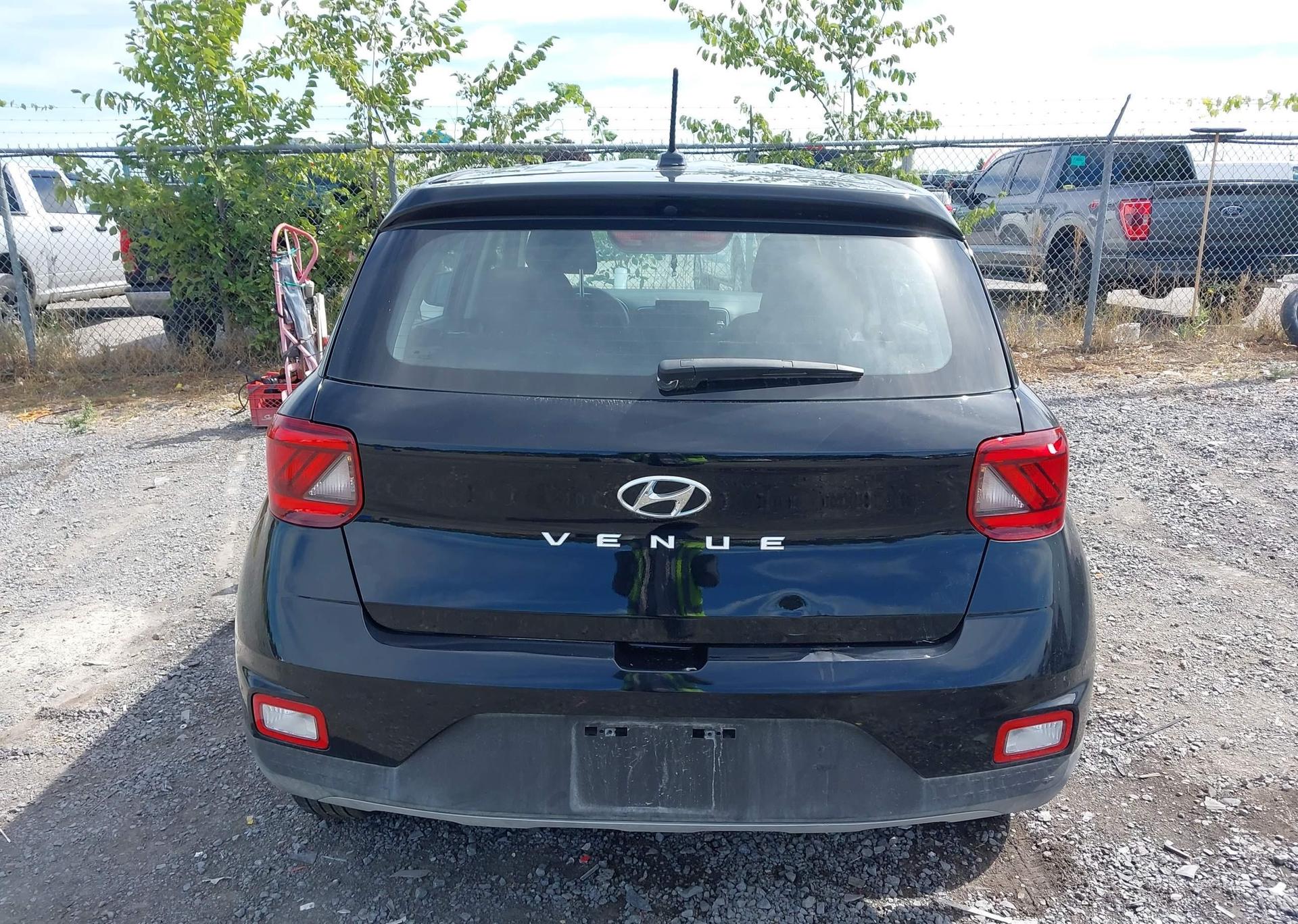 2024 HYUNDAI VENUE ESSENTIAL