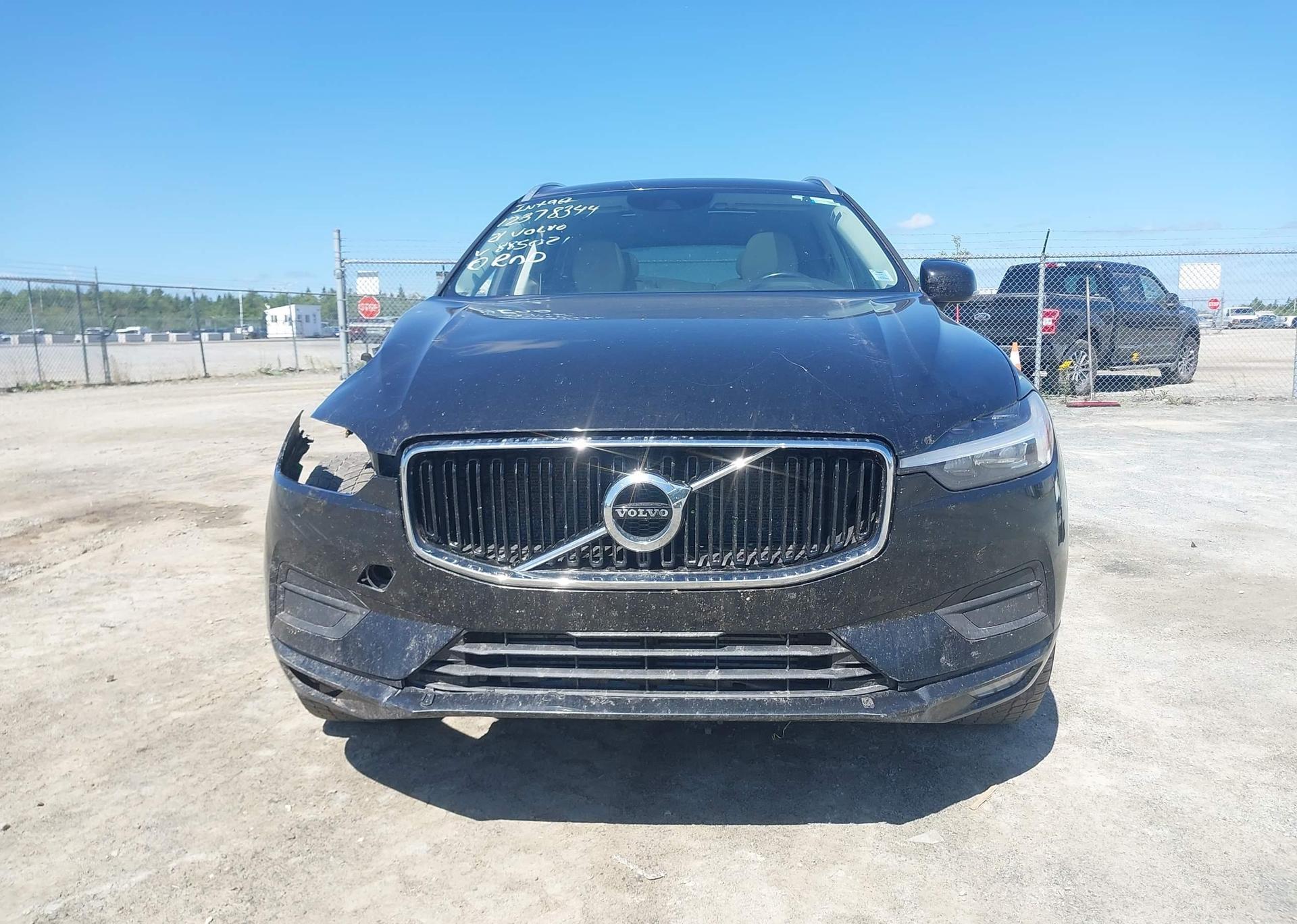 2021 VOLVO XC60 T6 MOMENTUM