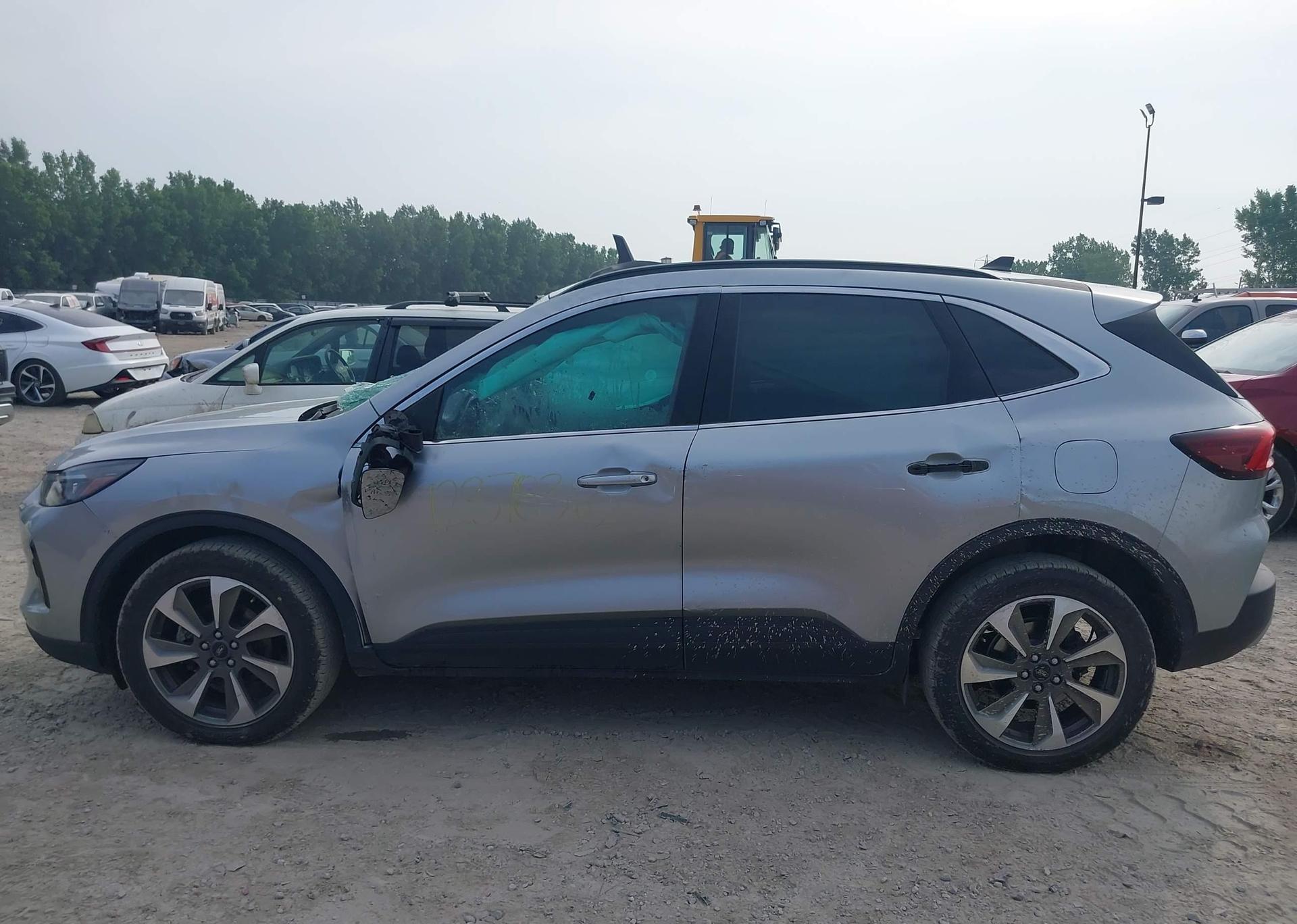 2023 FORD ESCAPE PLATINUM