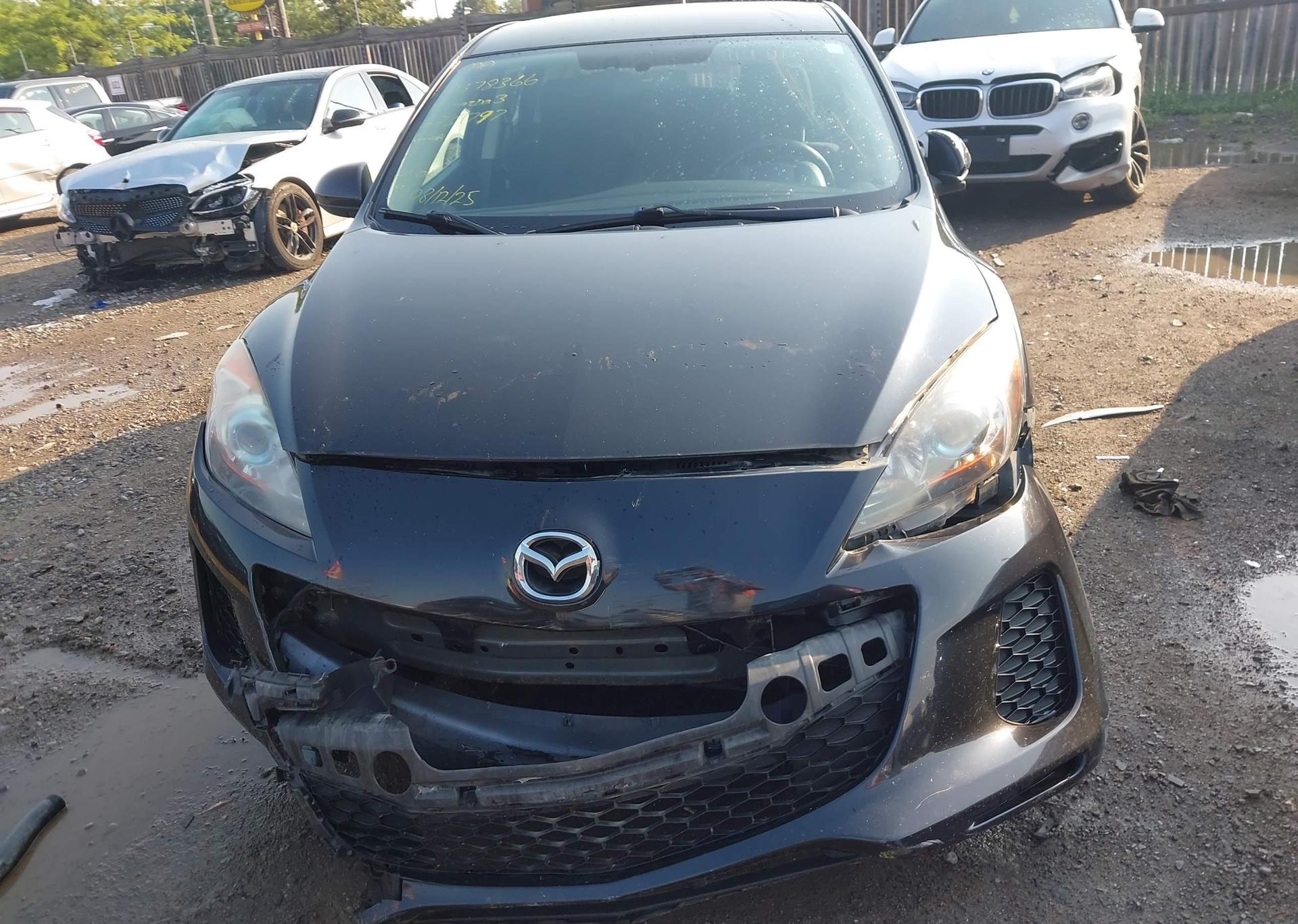 2013 MAZDA 3 I