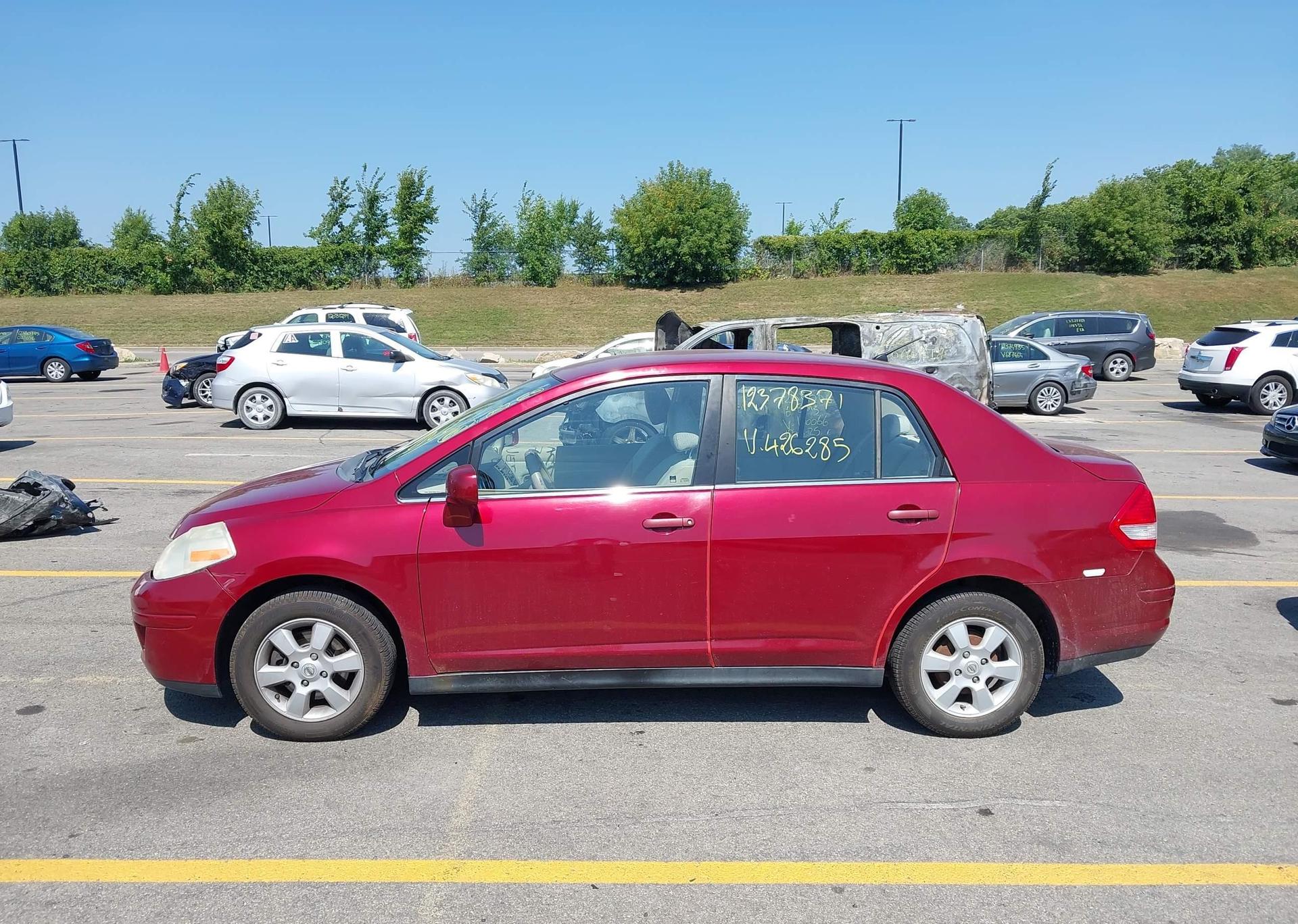 2008 NISSAN VERSA S