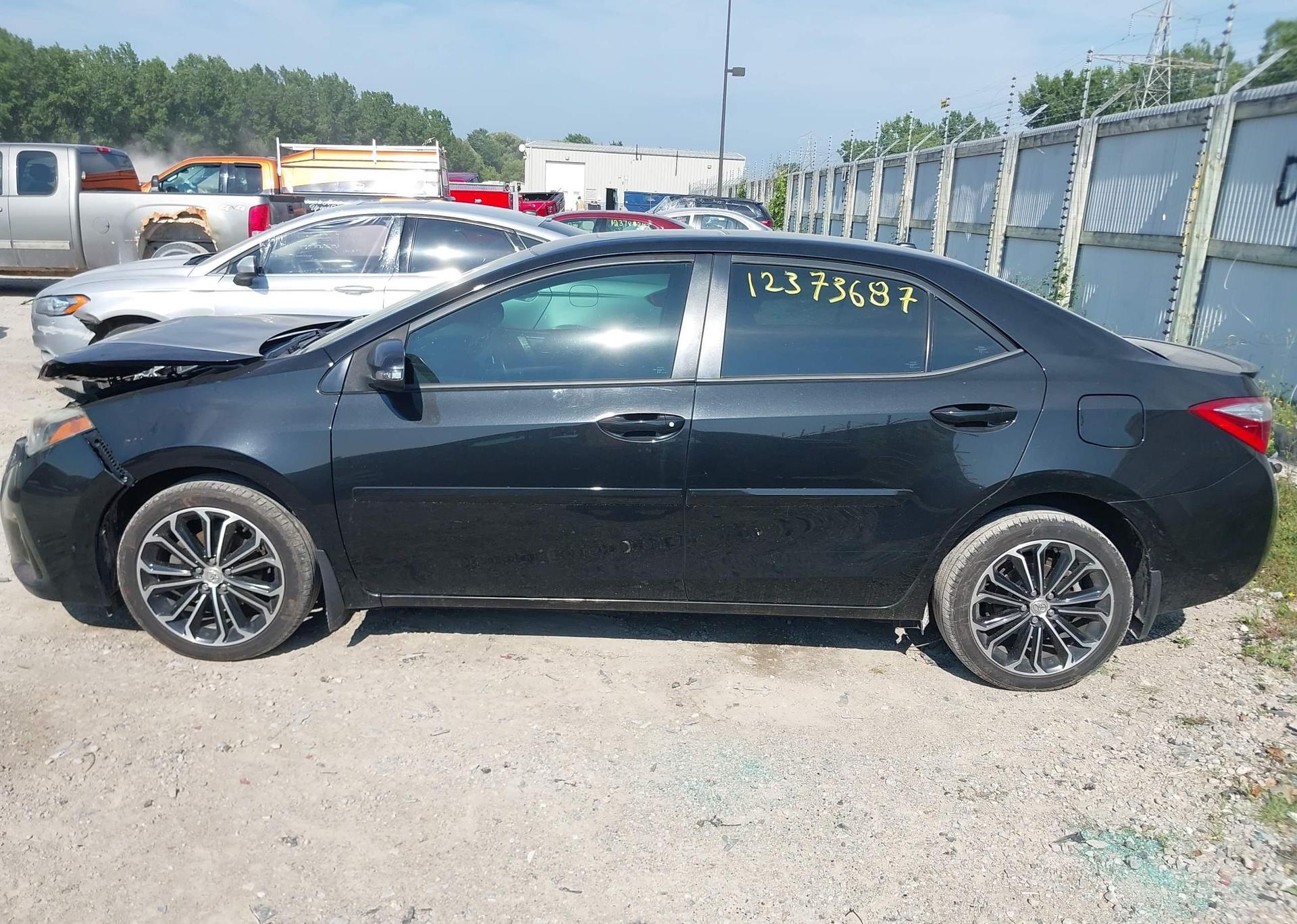 2015 TOYOTA COROLLA S