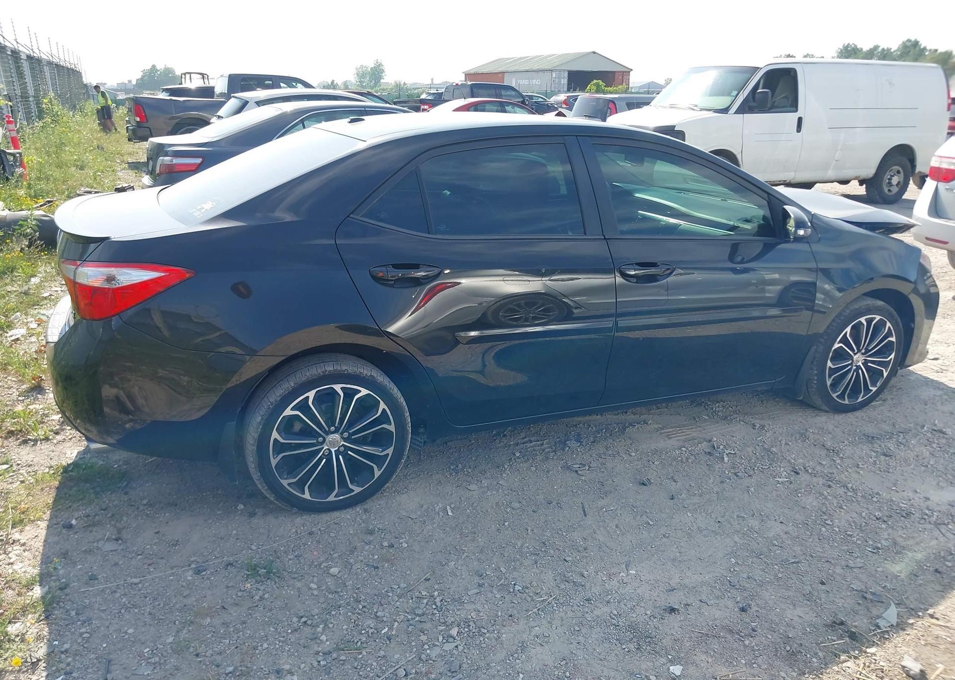 2015 TOYOTA COROLLA S