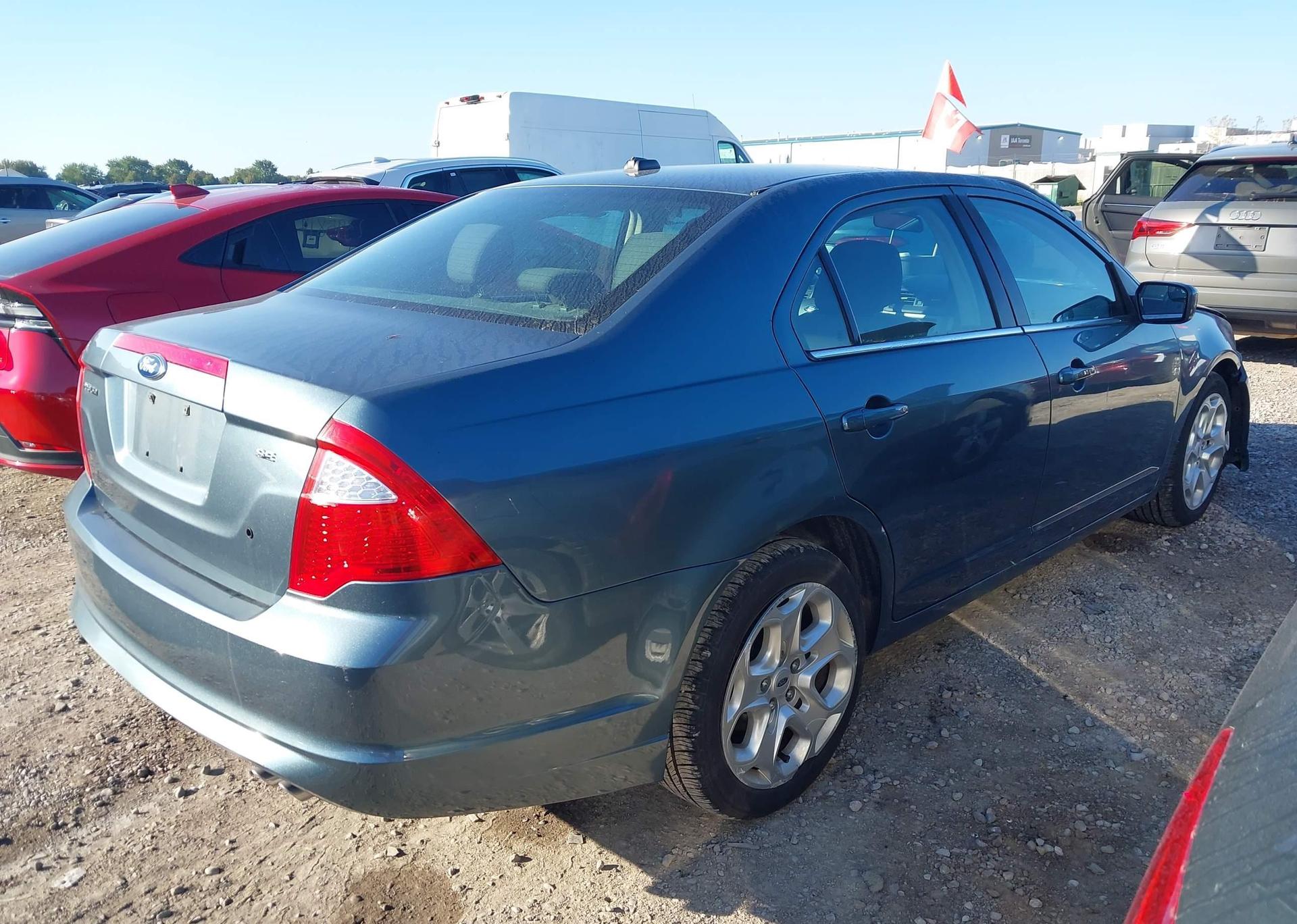 2011 FORD FUSION SE