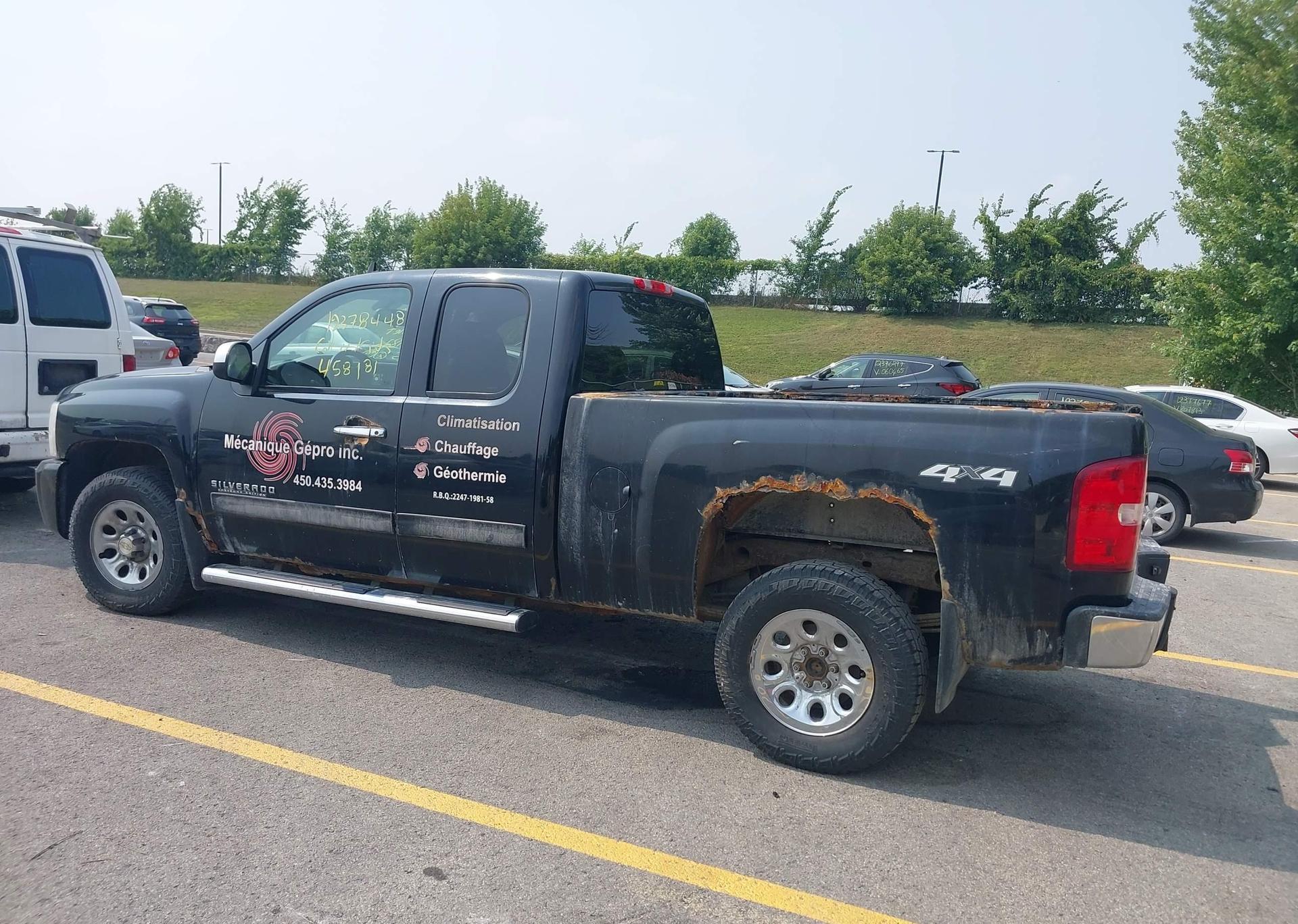 2011 CHEVROLET SILVERADO K1500 LS