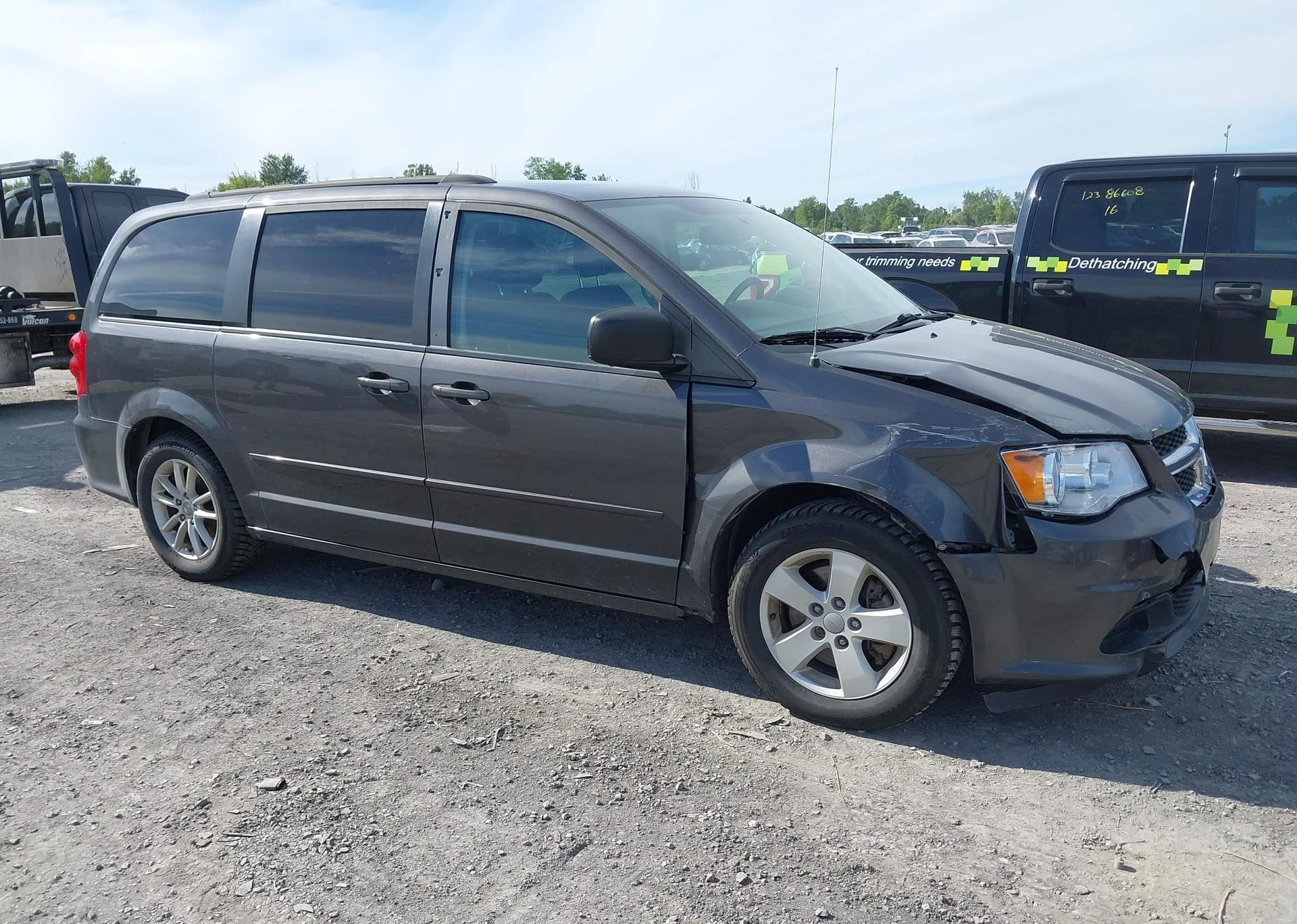 2015 DODGE GRAND CARAVAN SE