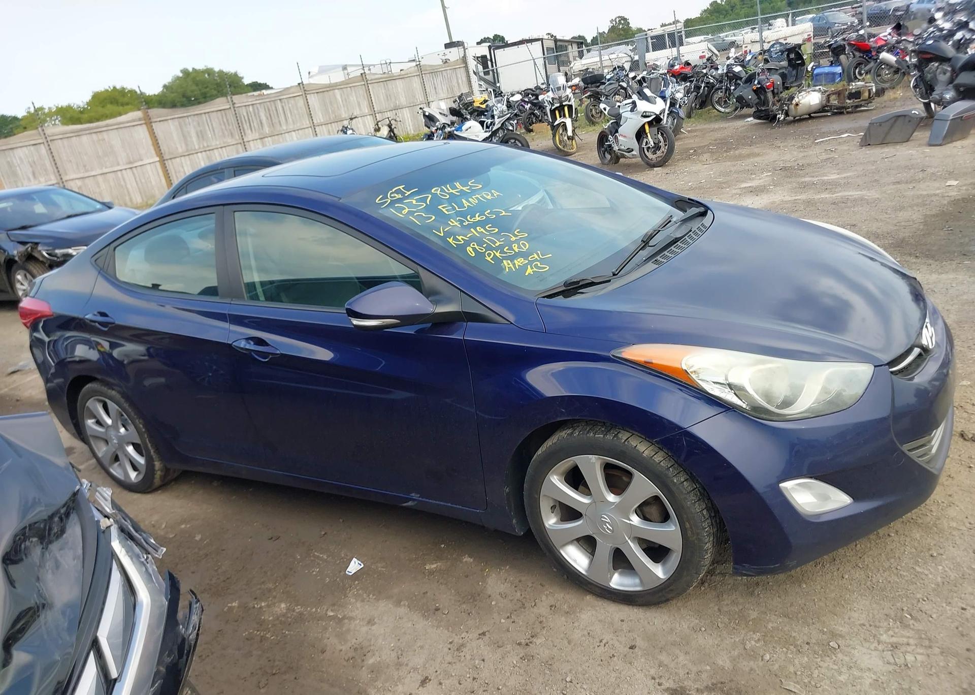 2013 HYUNDAI ELANTRA LIMITED