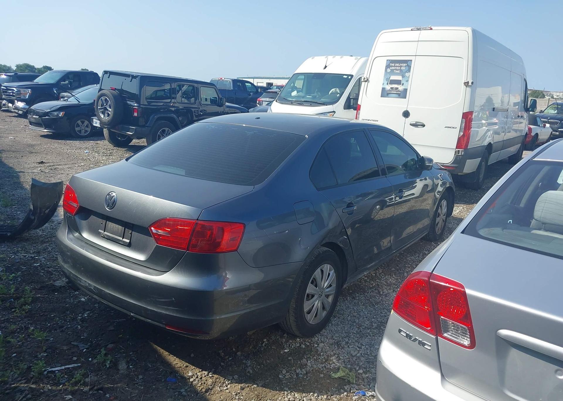 2014 VOLKSWAGEN JETTA 2.0L TRENDLINE+