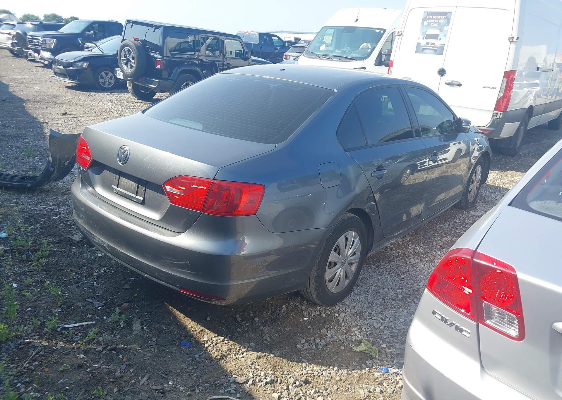 2014 VOLKSWAGEN JETTA 2.0L TRENDLINE+
