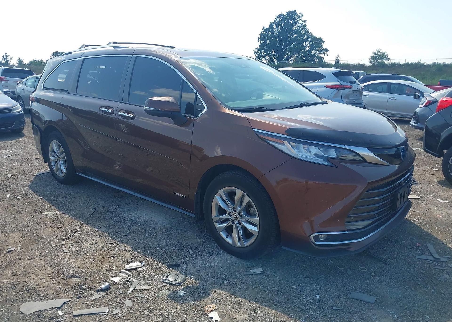 2021 TOYOTA SIENNA