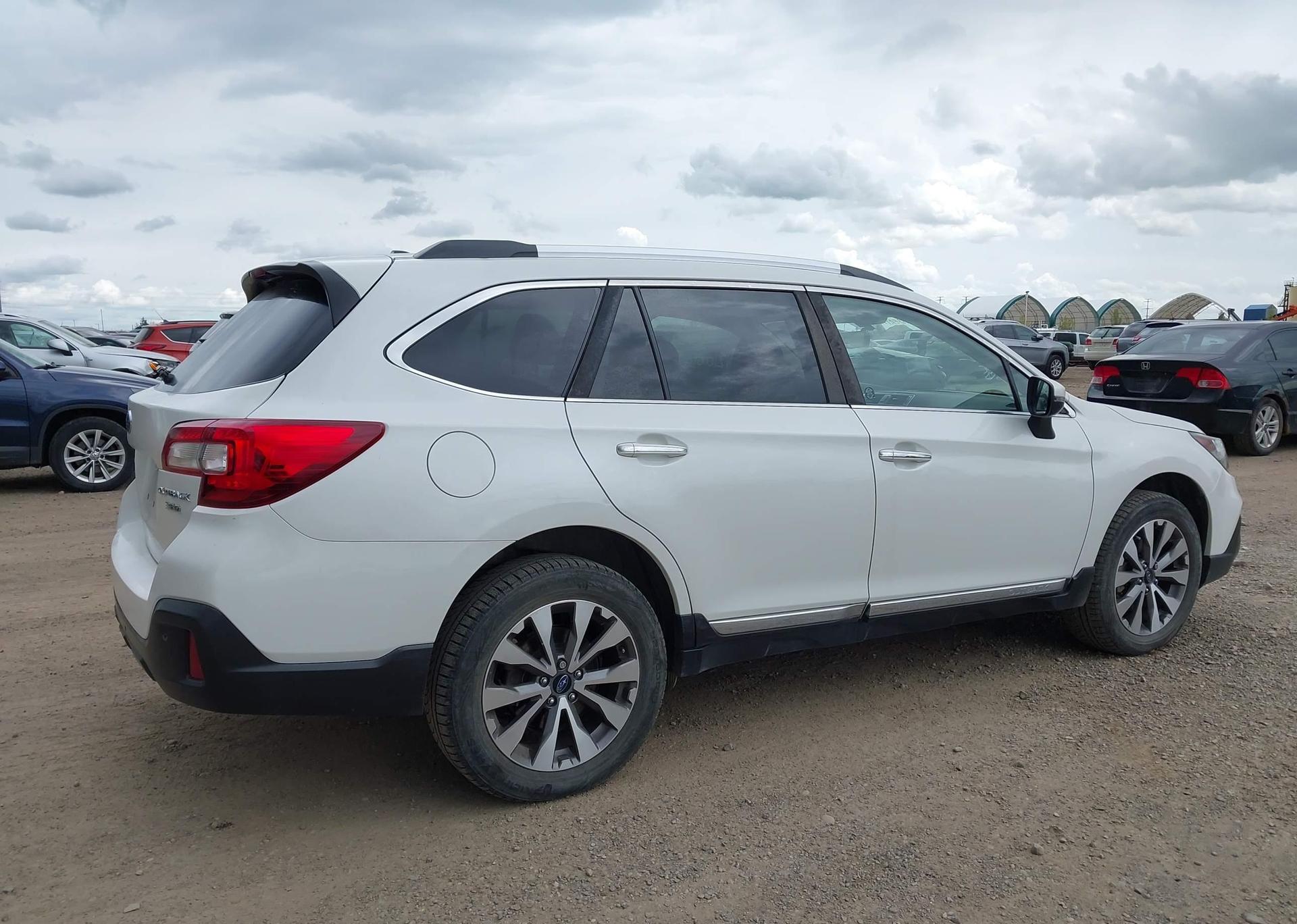 2019 SUBARU OUTBACK