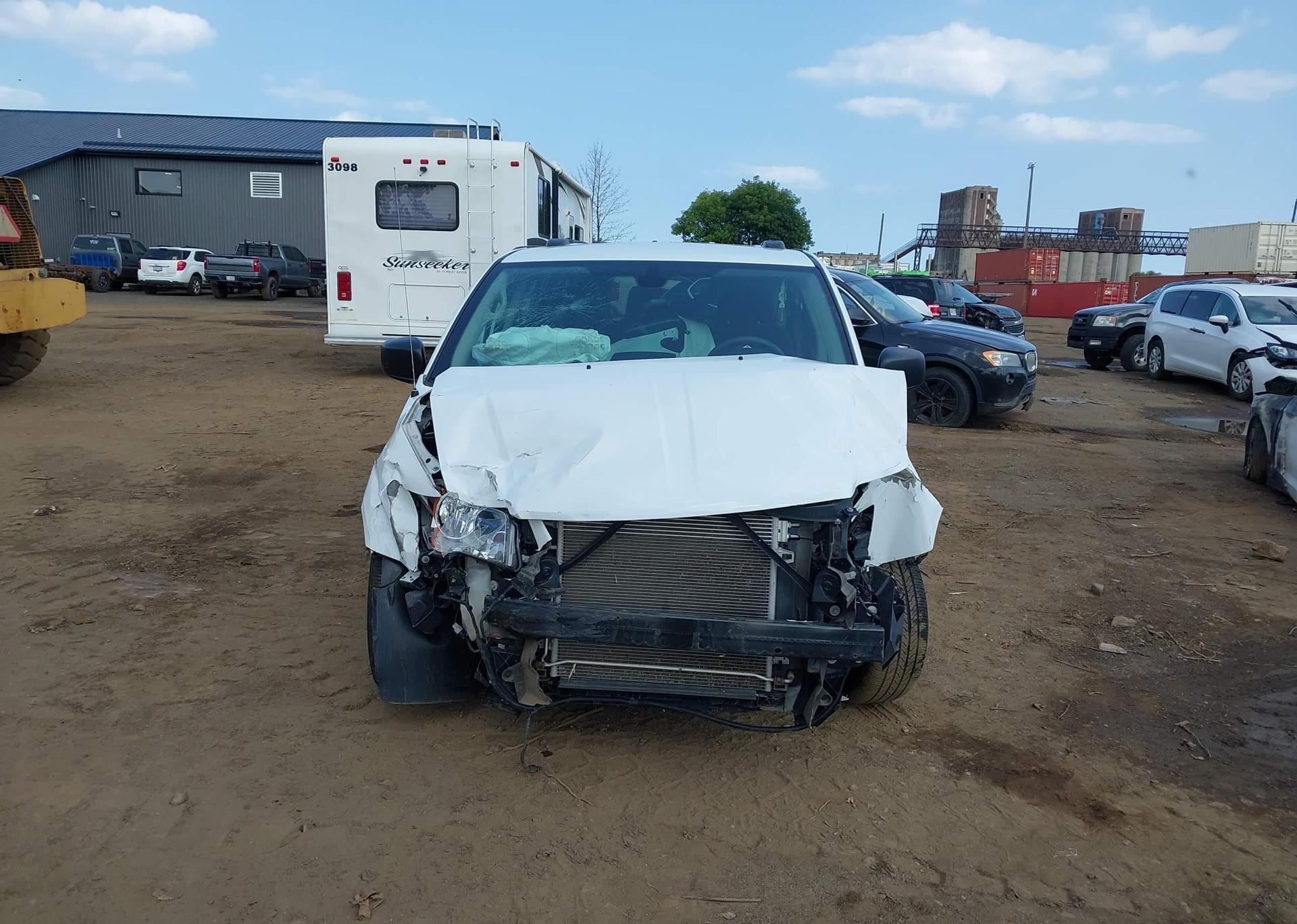 2019 DODGE GRAND CARAVAN SE