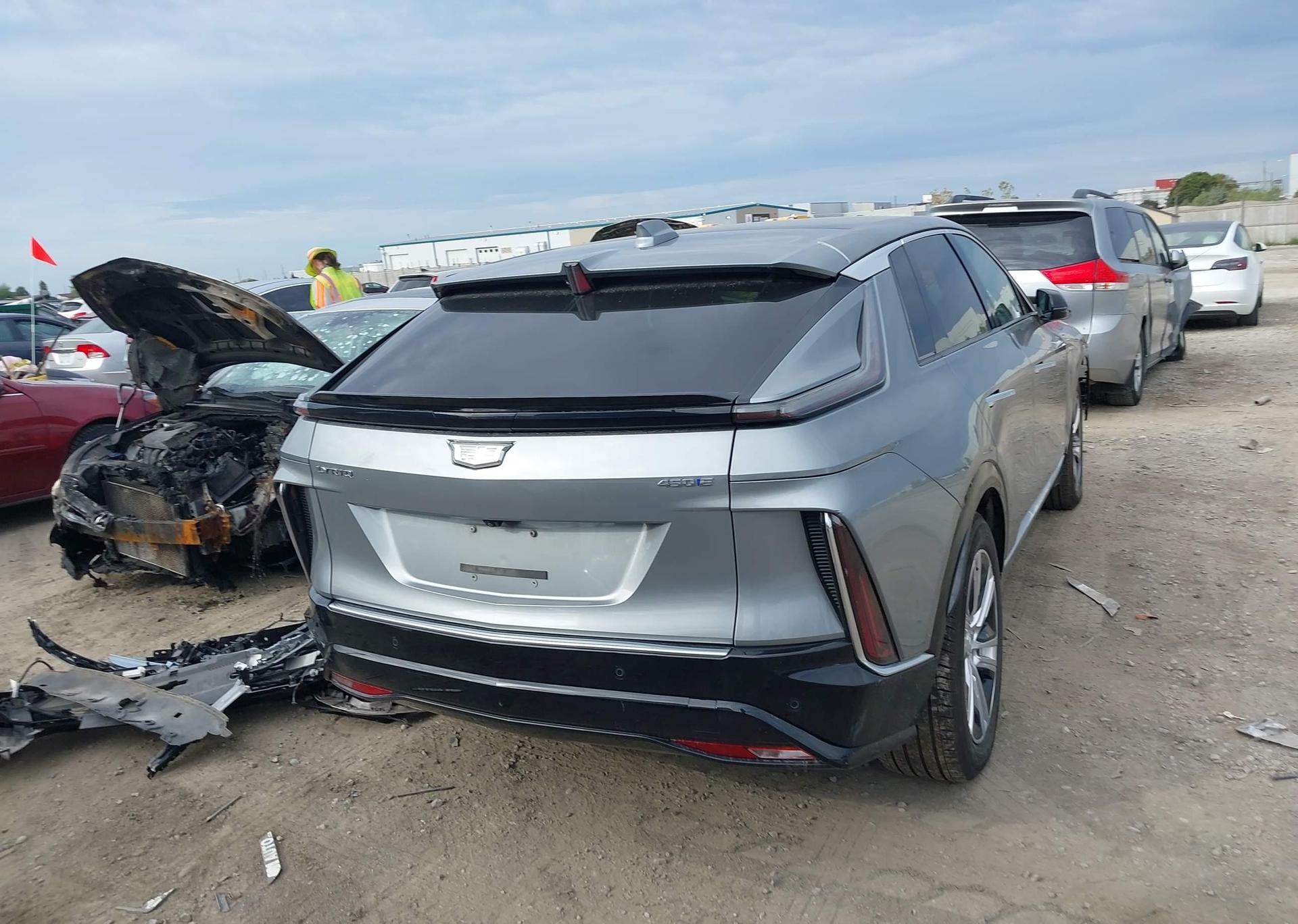 2024 CADILLAC LYRIQ TECH RWD