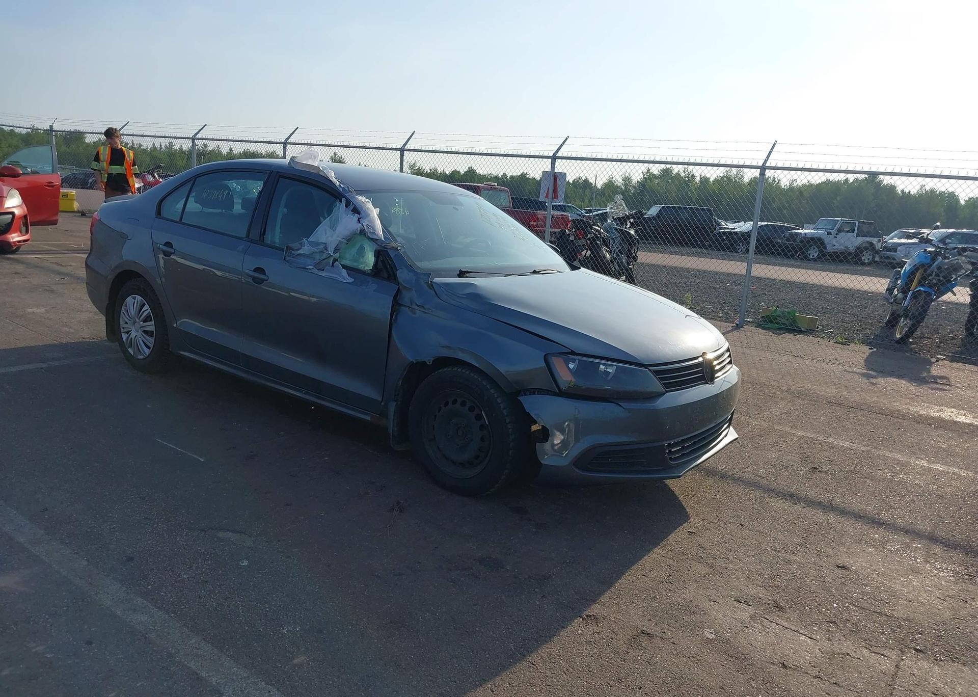 2014 VOLKSWAGEN JETTA S